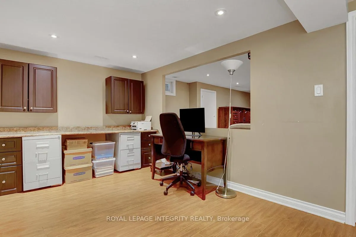 Photo 39 of 27 Birchview Road, Ottawa, Meadowlands/St. Claire Gardens — HOMEH