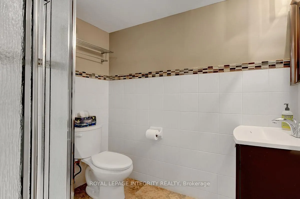 Photo 41 of 27 Birchview Road, Ottawa, Meadowlands/St. Claire Gardens — HOMEH