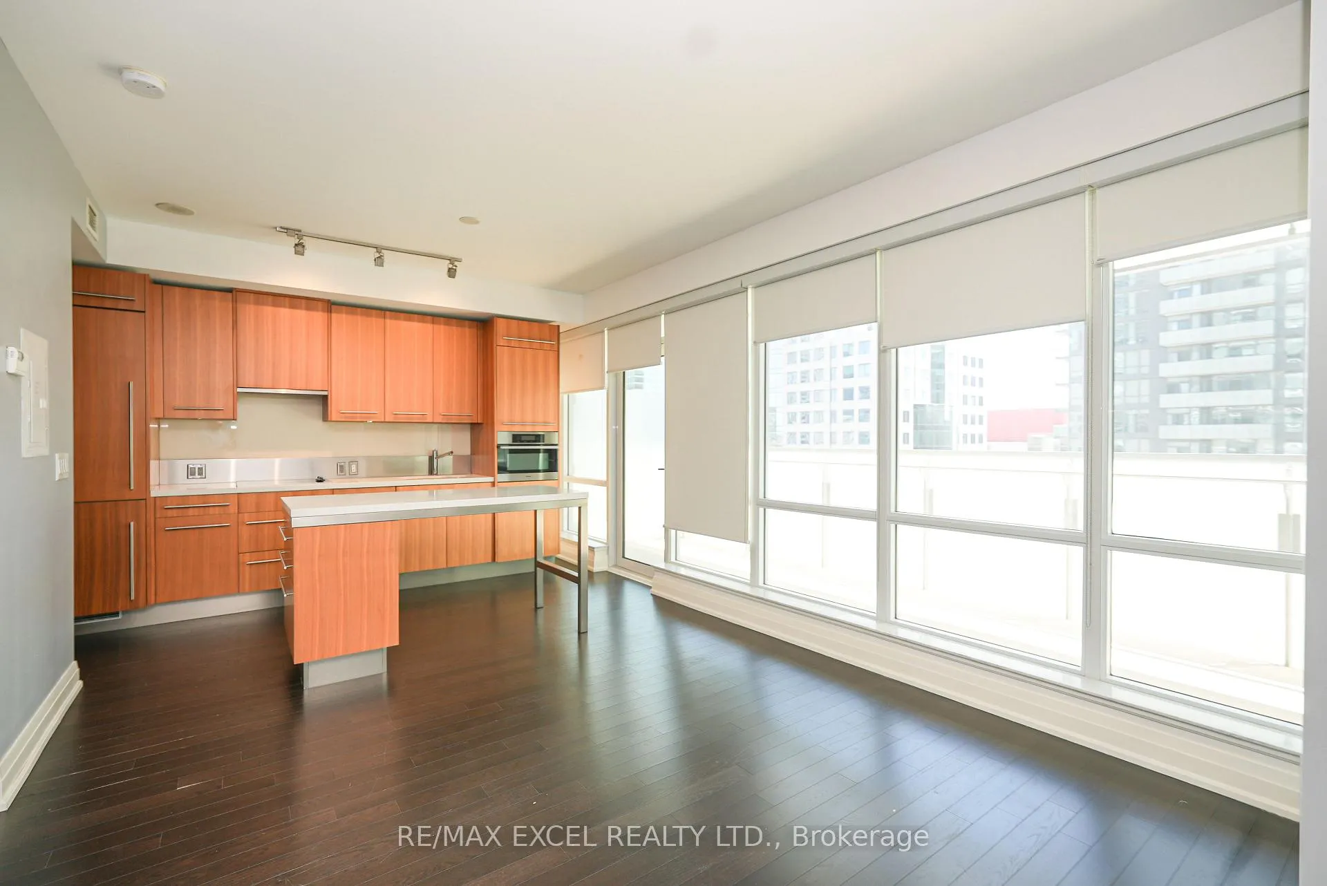 Photo 2 of Unit 1802, 80 John Street, Toronto, Waterfront Communities — HOMEH