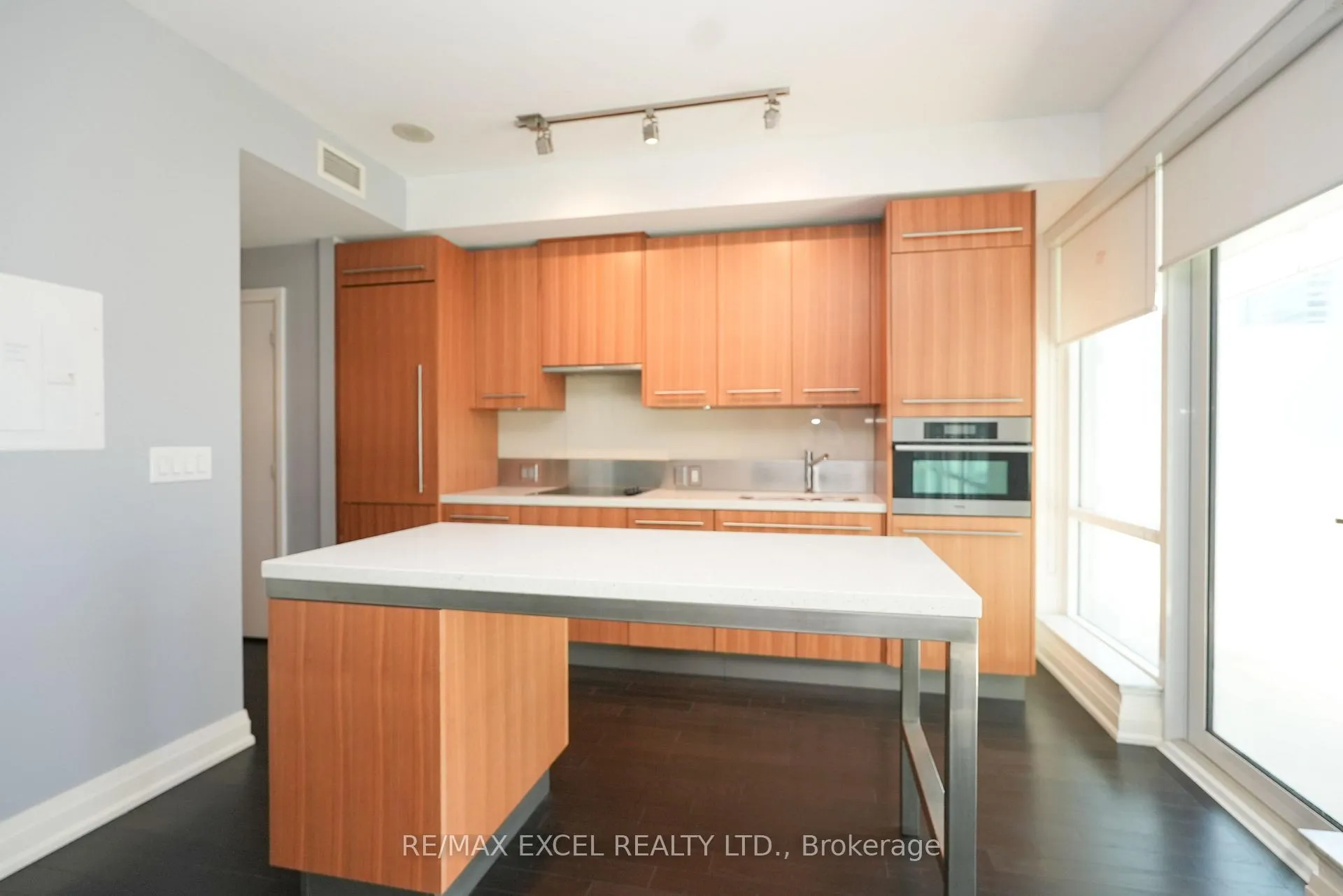 Photo 5 of Unit 1802, 80 John Street, Toronto, Waterfront Communities — HOMEH