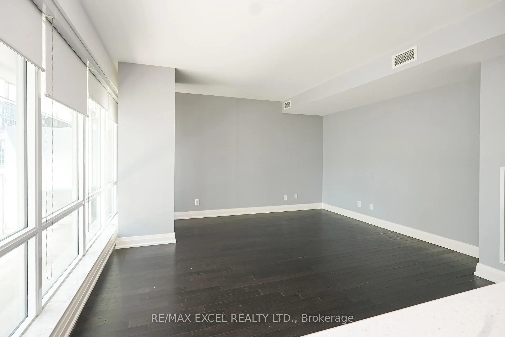 Photo 14 of Unit 1802, 80 John Street, Toronto, Waterfront Communities — HOMEH
