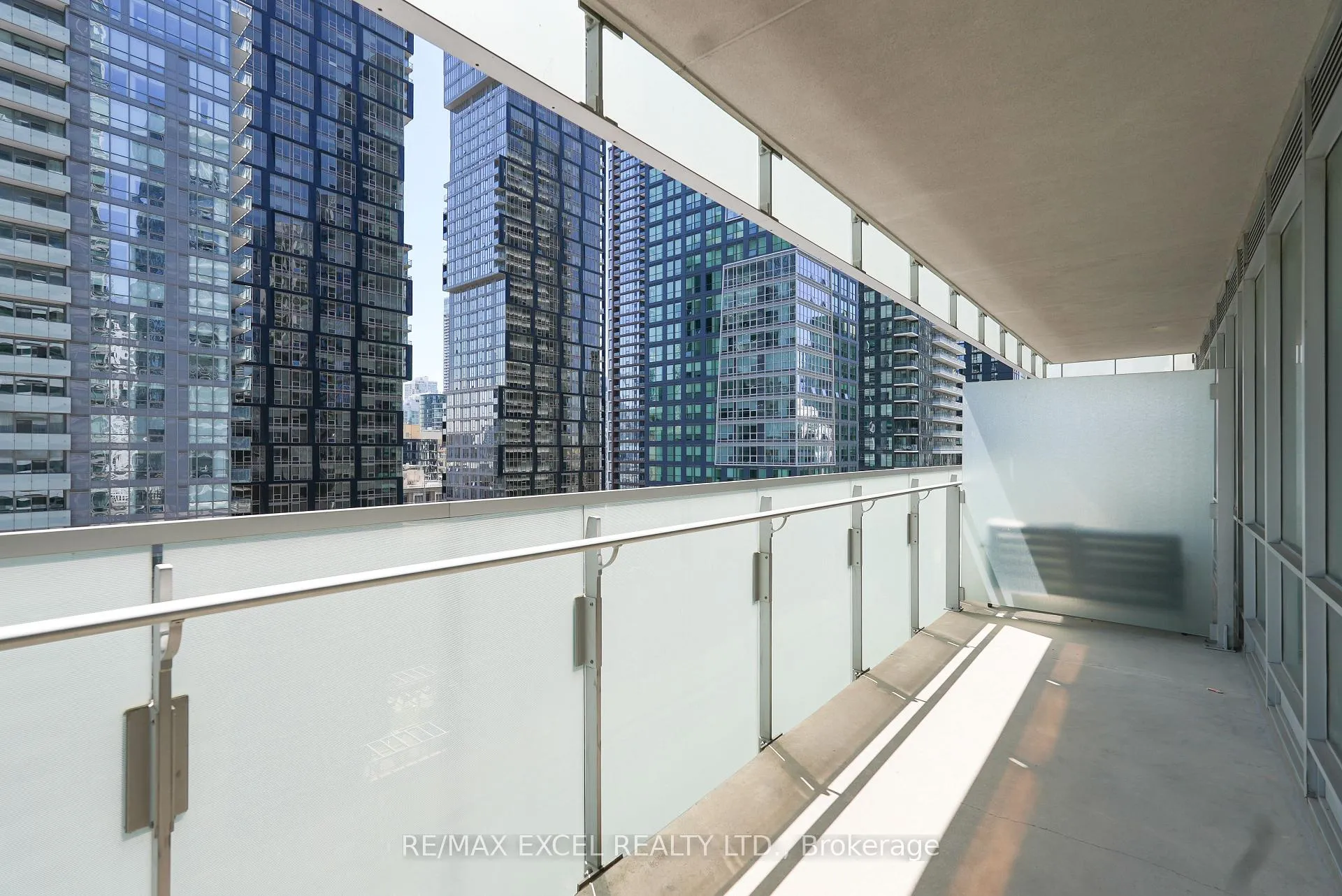 Photo 17 of Unit 1802, 80 John Street, Toronto, Waterfront Communities — HOMEH
