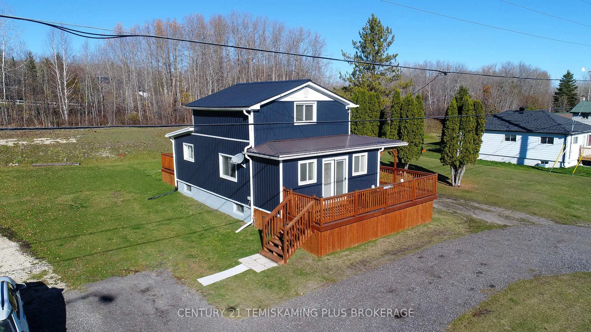 Photo 2 of 374886 11B Highway, Cobalt — HOMEH