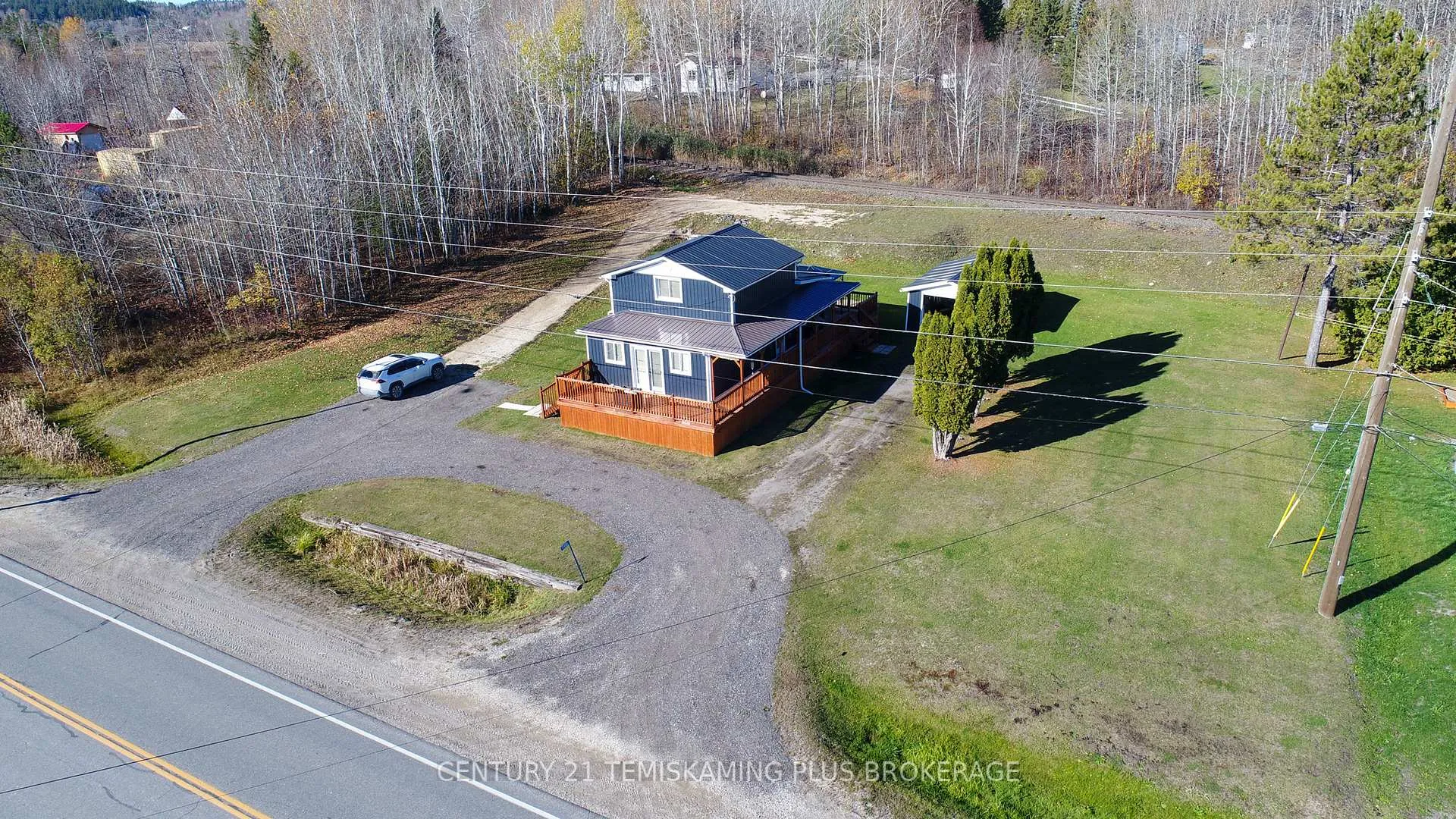 Photo 3 of 374886 11B Highway, Cobalt — HOMEH