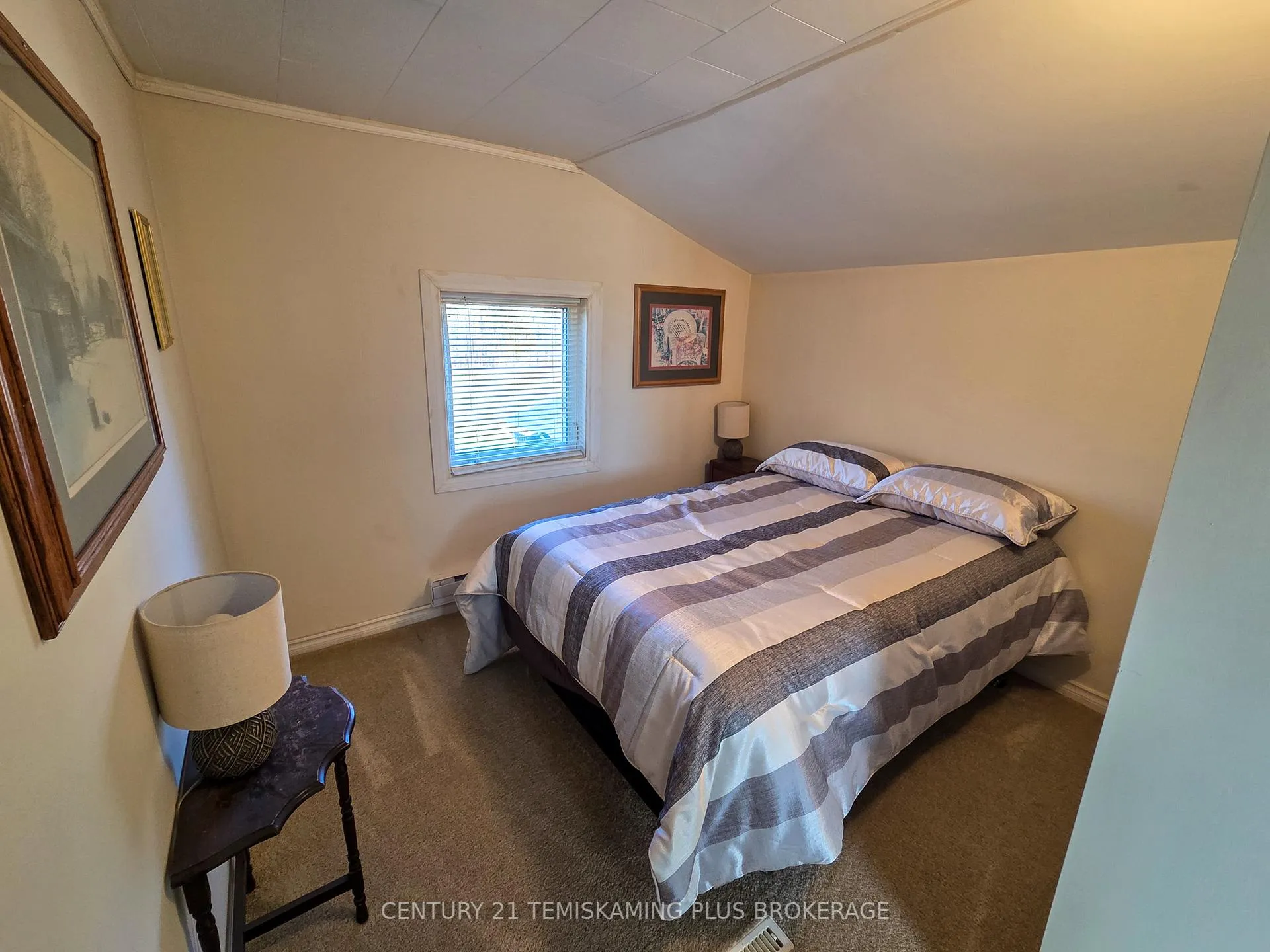 Photo 13 of 374886 11B Highway, Cobalt — HOMEH