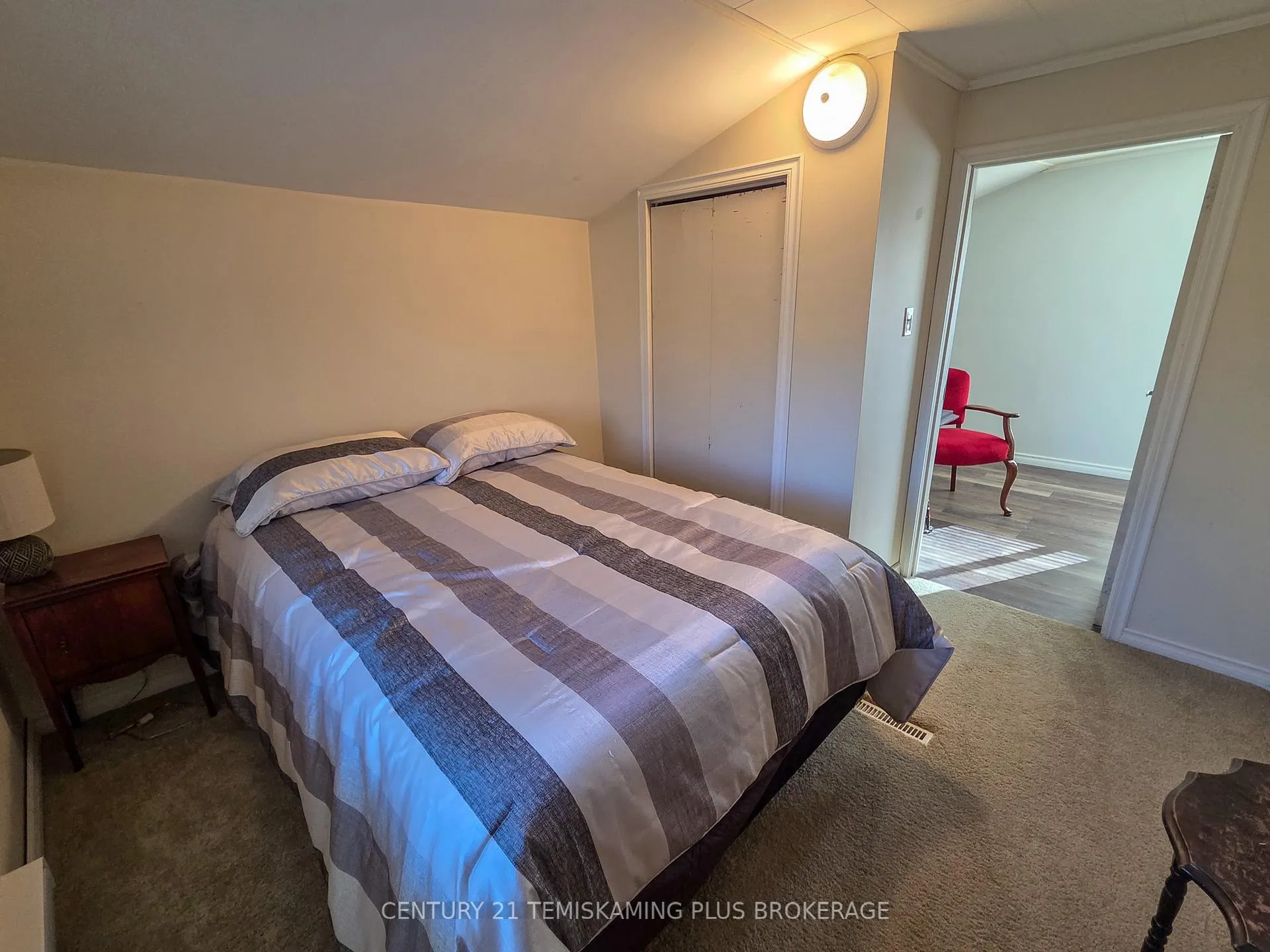 Photo 14 of 374886 11B Highway, Cobalt — HOMEH