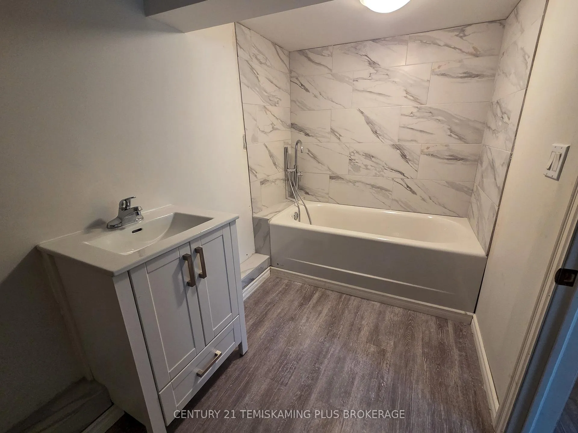 Photo 22 of 374886 11B Highway, Cobalt — HOMEH