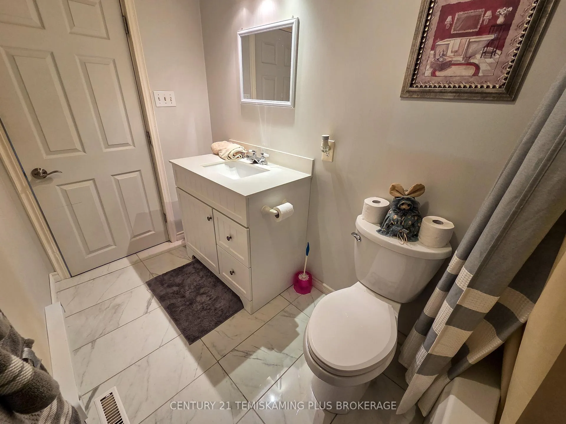 Photo 24 of 374886 11B Highway, Cobalt — HOMEH