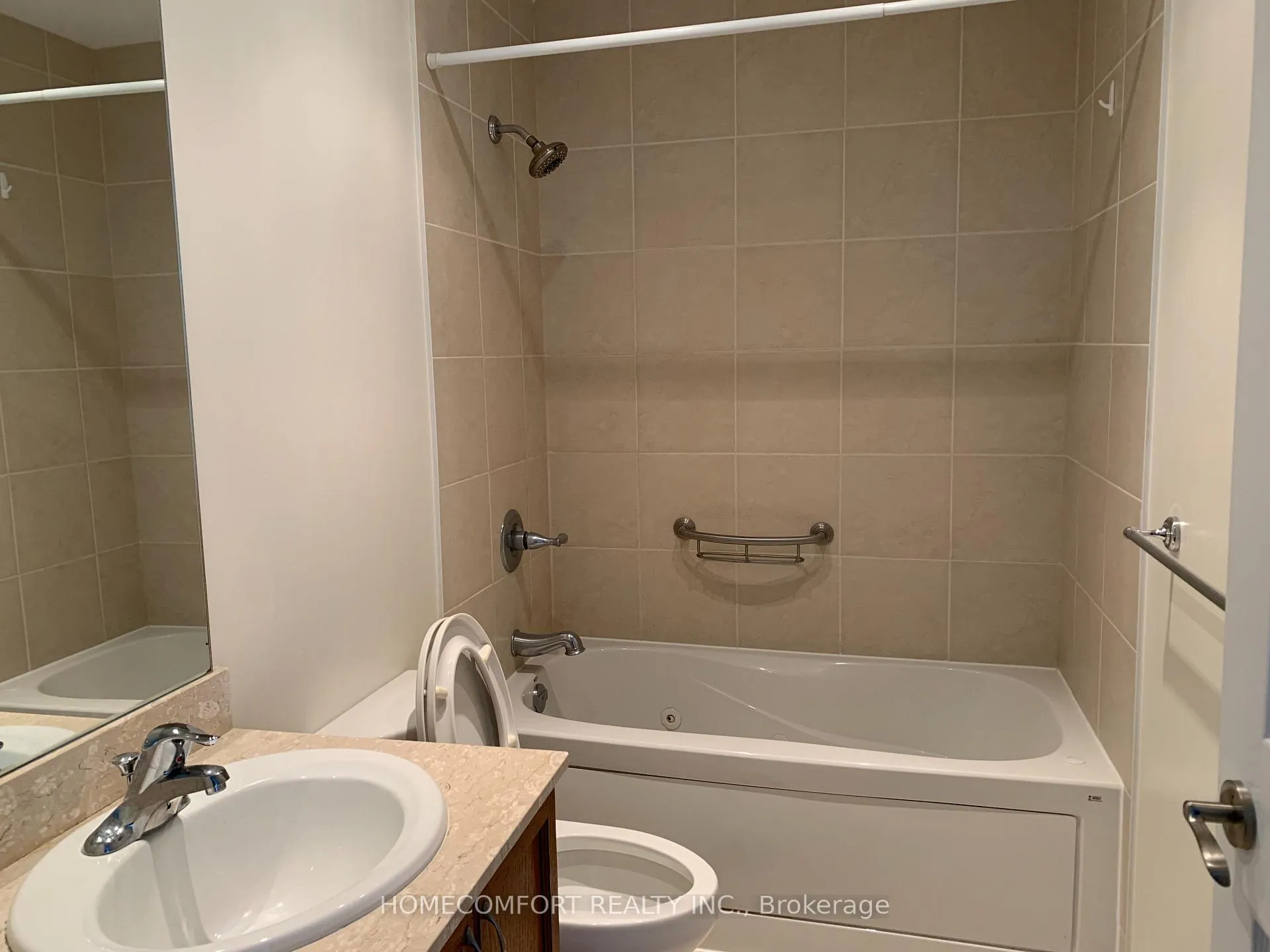 Photo 4 of Unit 909, 33 Ellen Street, Barrie, City Centre — HOMEH
