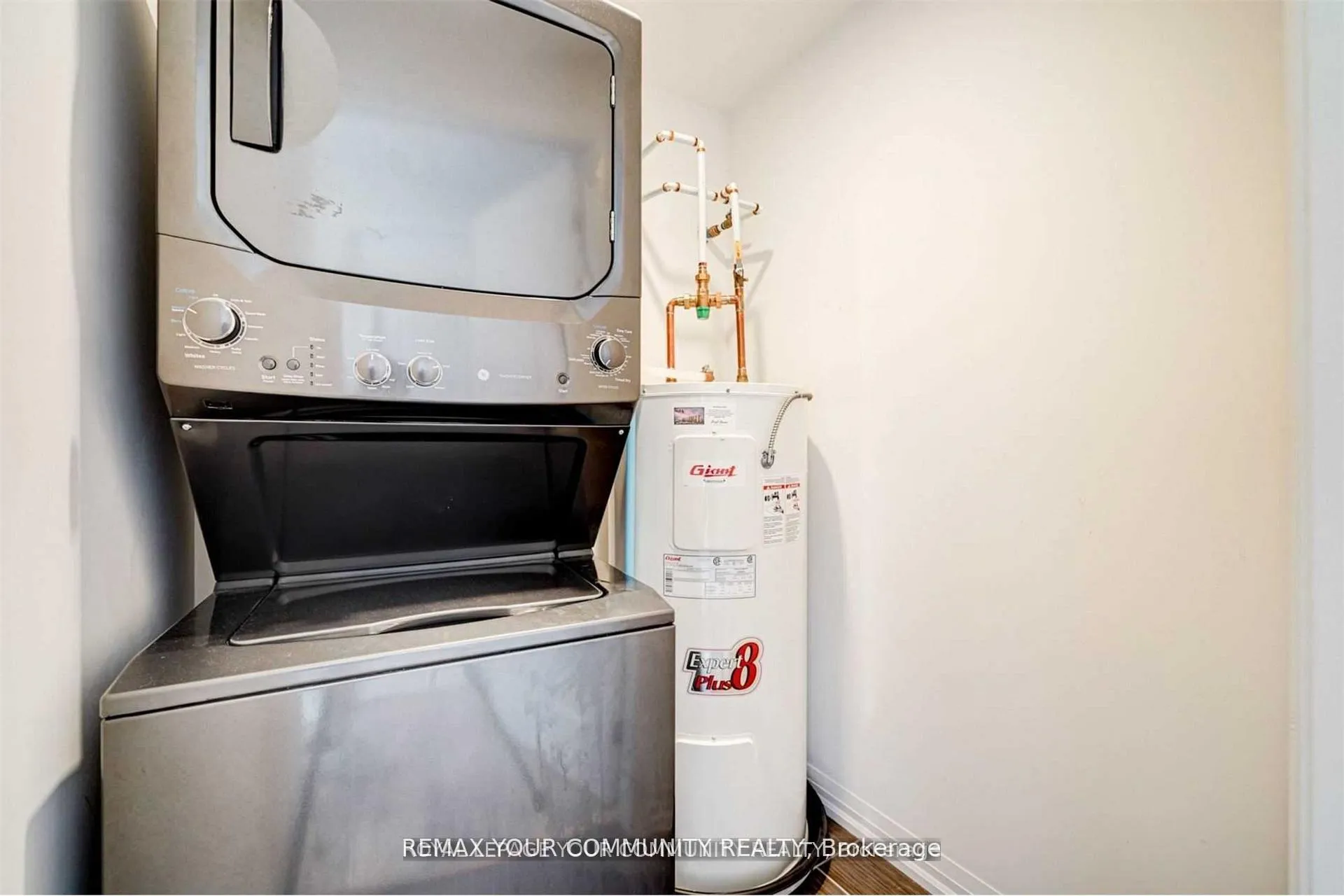 Photo 18 of Unit 304, 295 Cundles Road, Barrie, Little Lake — HOMEH