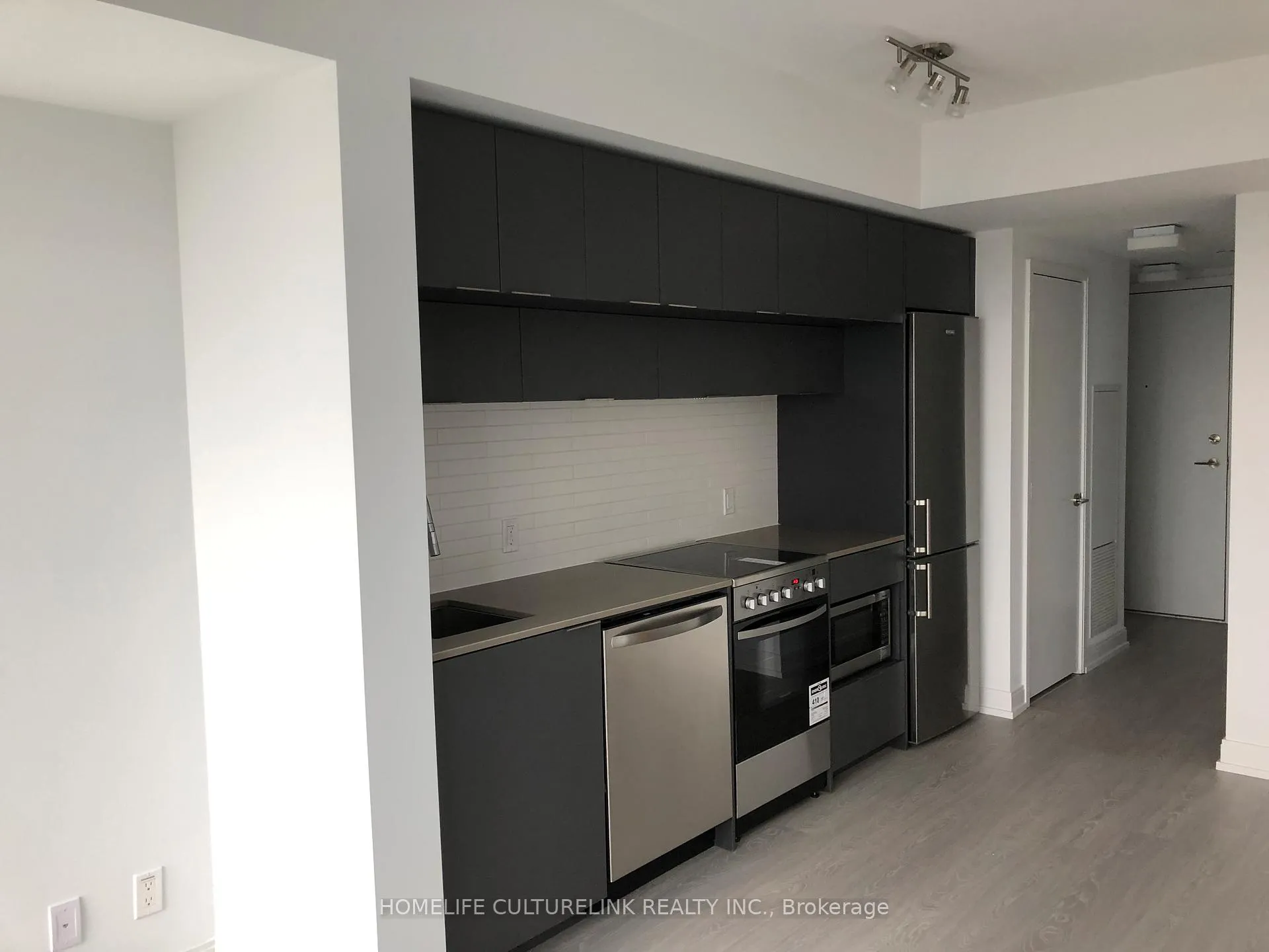 Photo 4 of Unit 4108, 181 Dundas Street E, Toronto, Church-Yonge Corridor — HOMEH