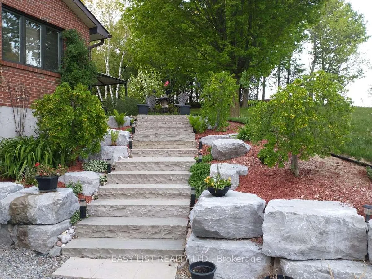 Photo 31 of 5 Worden View, Halton Hills, Rural Halton Hills — HOMEH