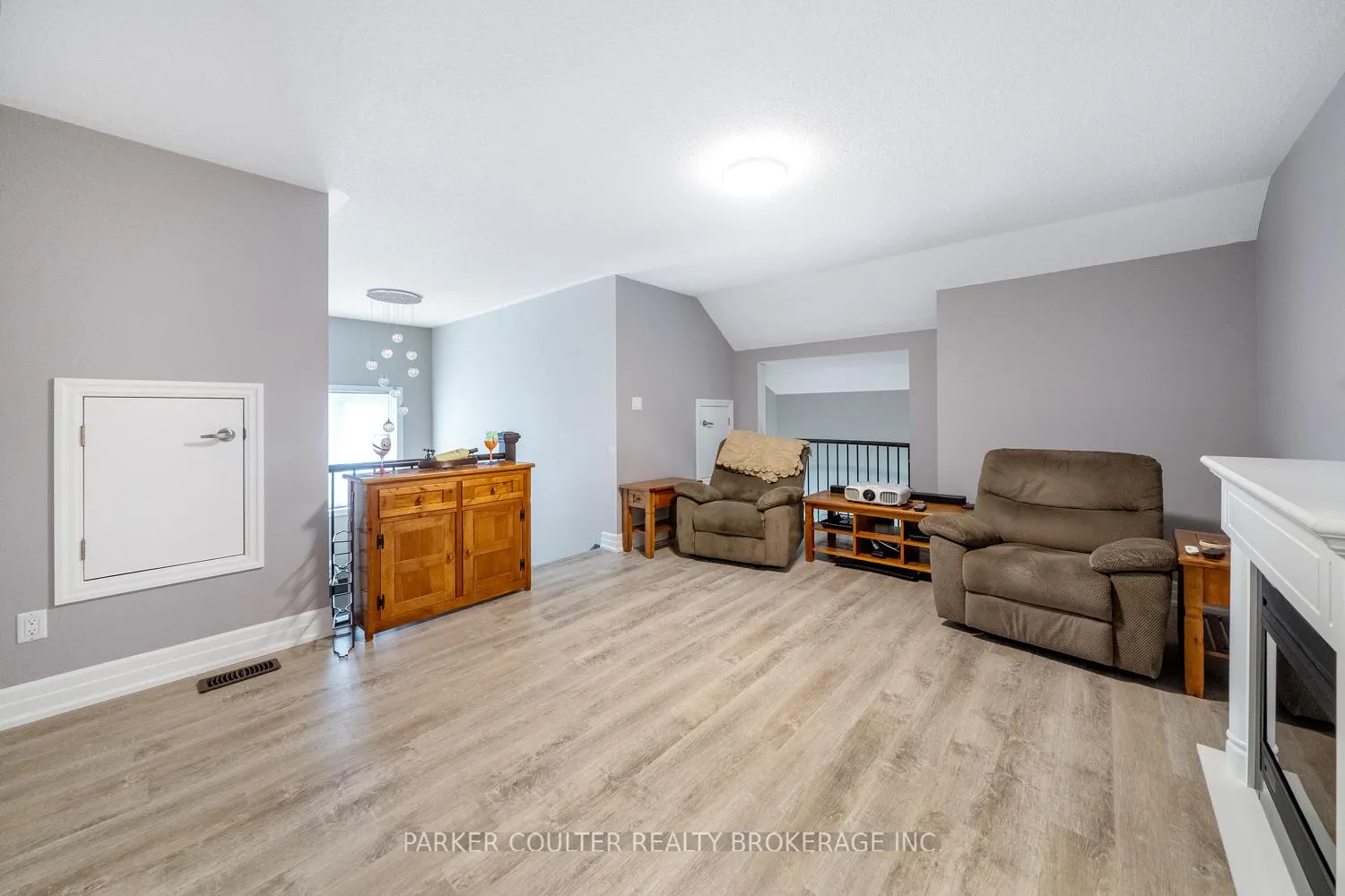 Photo 23 of 9 Mount Crescent, Essa, Angus — HOMEH