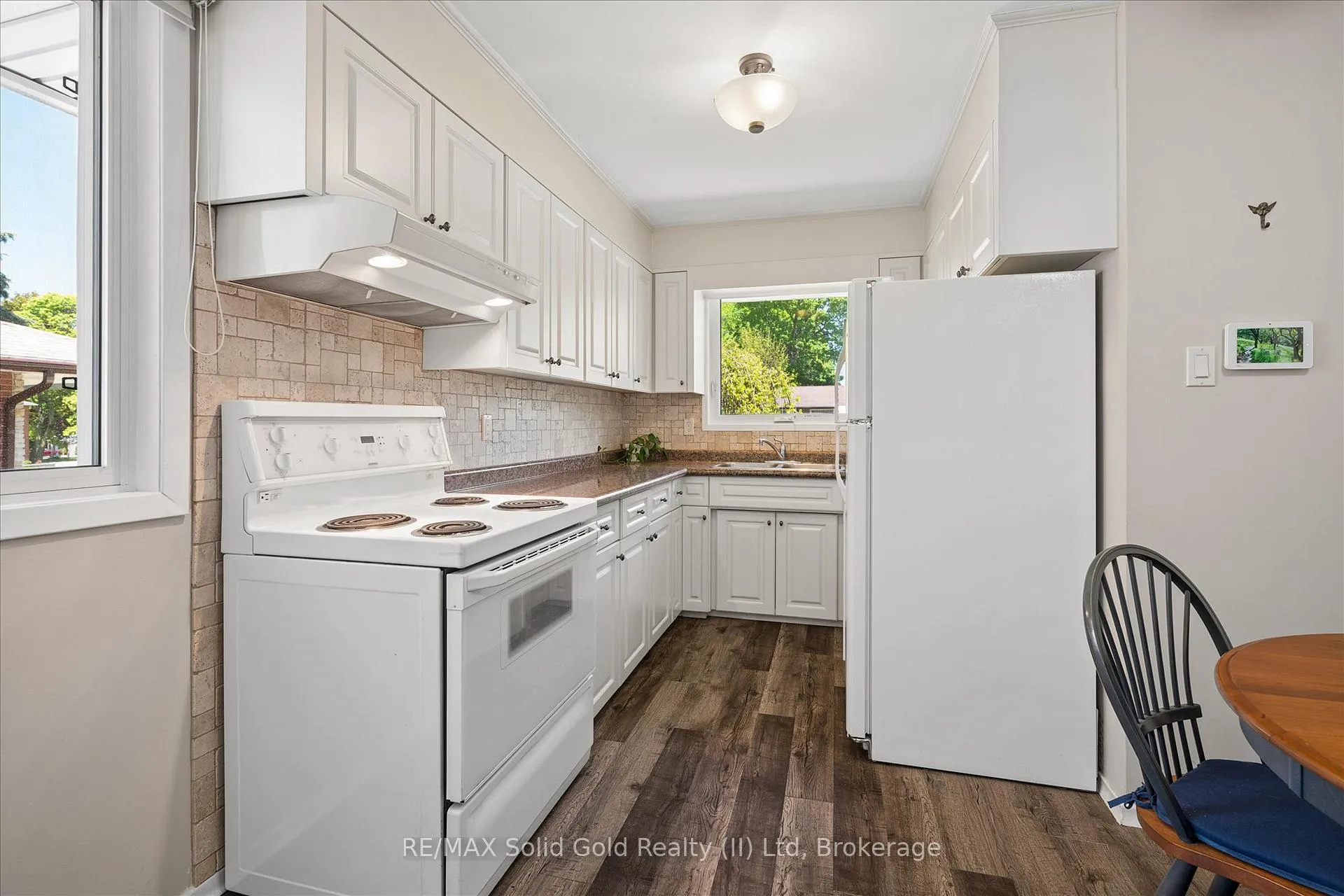 Photo 8 of 105 Silverspring Crescent, Kitchener — HOMEH