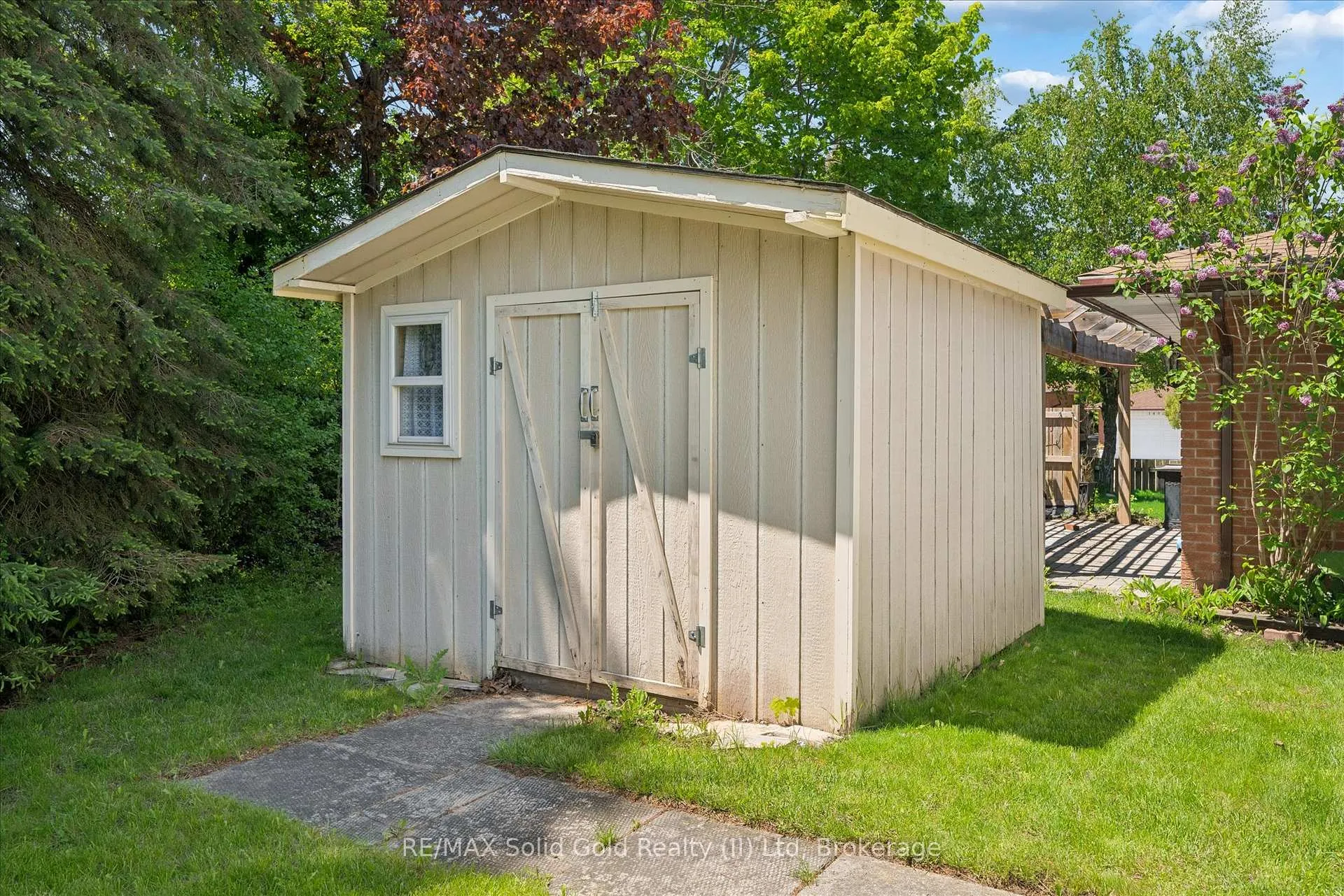 Photo 32 of 105 Silverspring Crescent, Kitchener — HOMEH