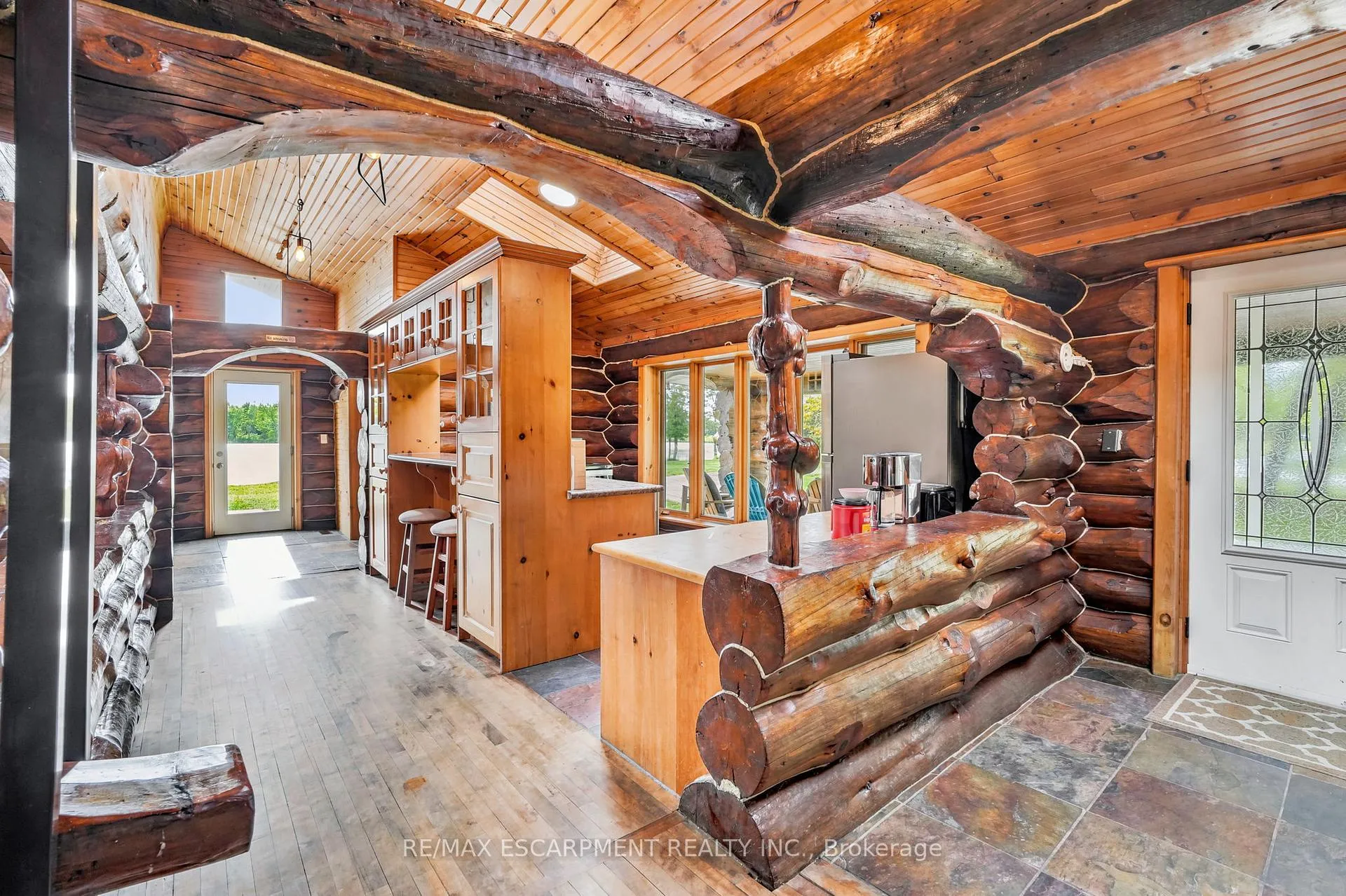 Photo 9 of 678 Chantler Road, Pelham, Fenwick — HOMEH