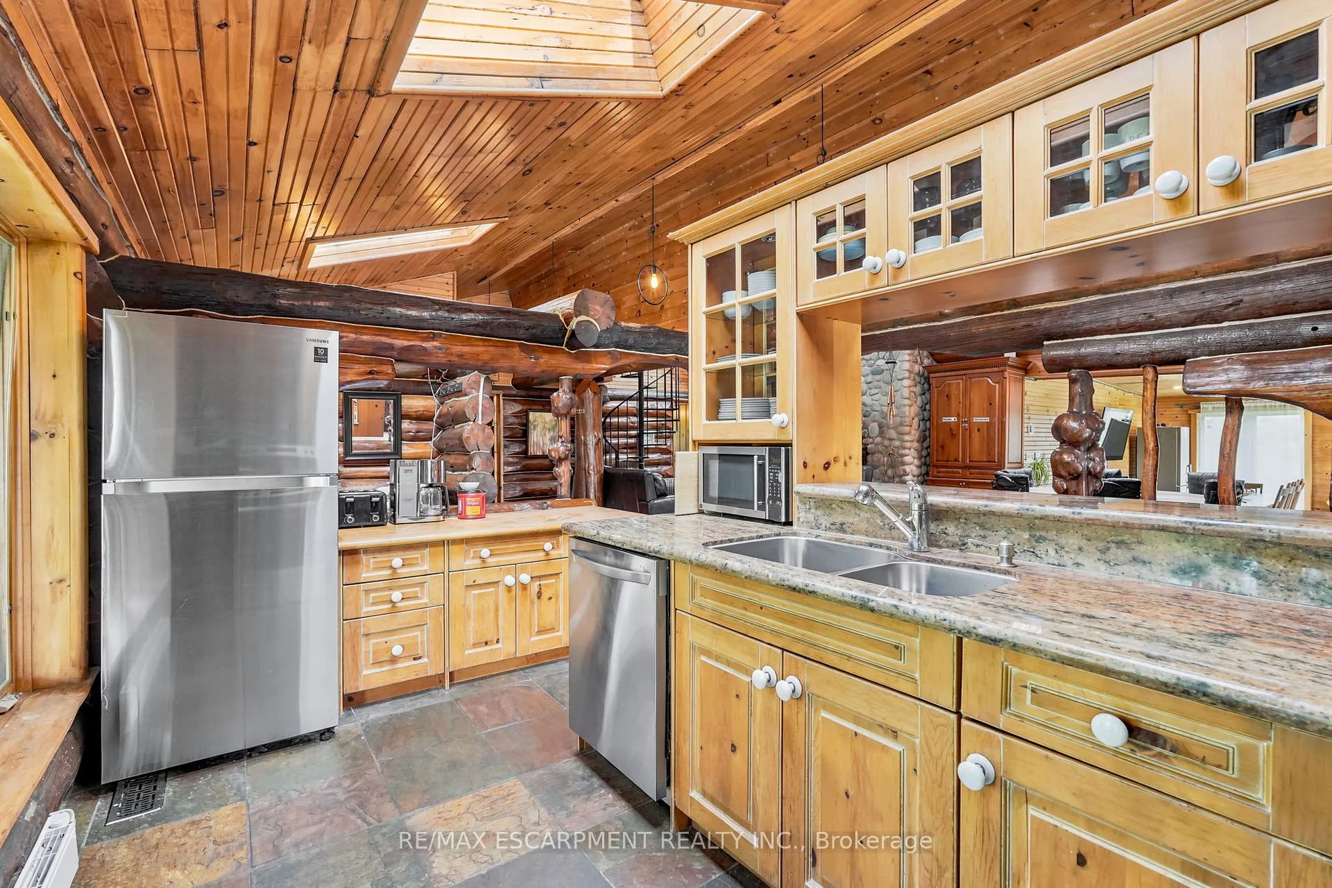 Photo 13 of 678 Chantler Road, Pelham, Fenwick — HOMEH