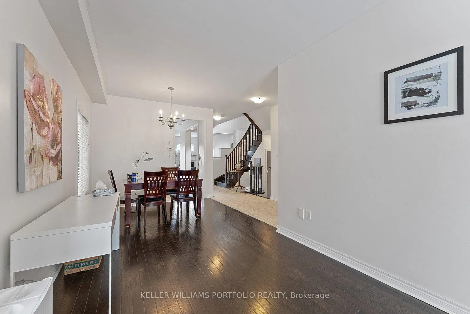 Photo 4 of 301 Oberfrick Avenue, Vaughan, Patterson — HOMEH