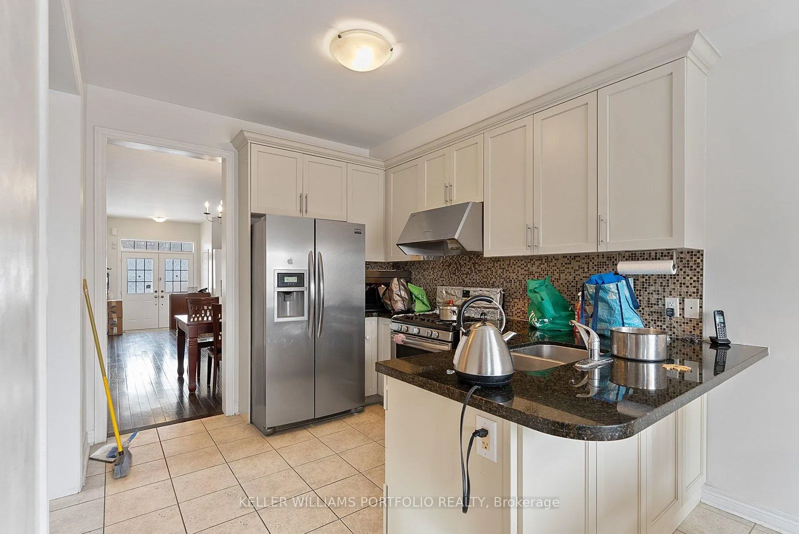 Photo 13 of 301 Oberfrick Avenue, Vaughan, Patterson — HOMEH