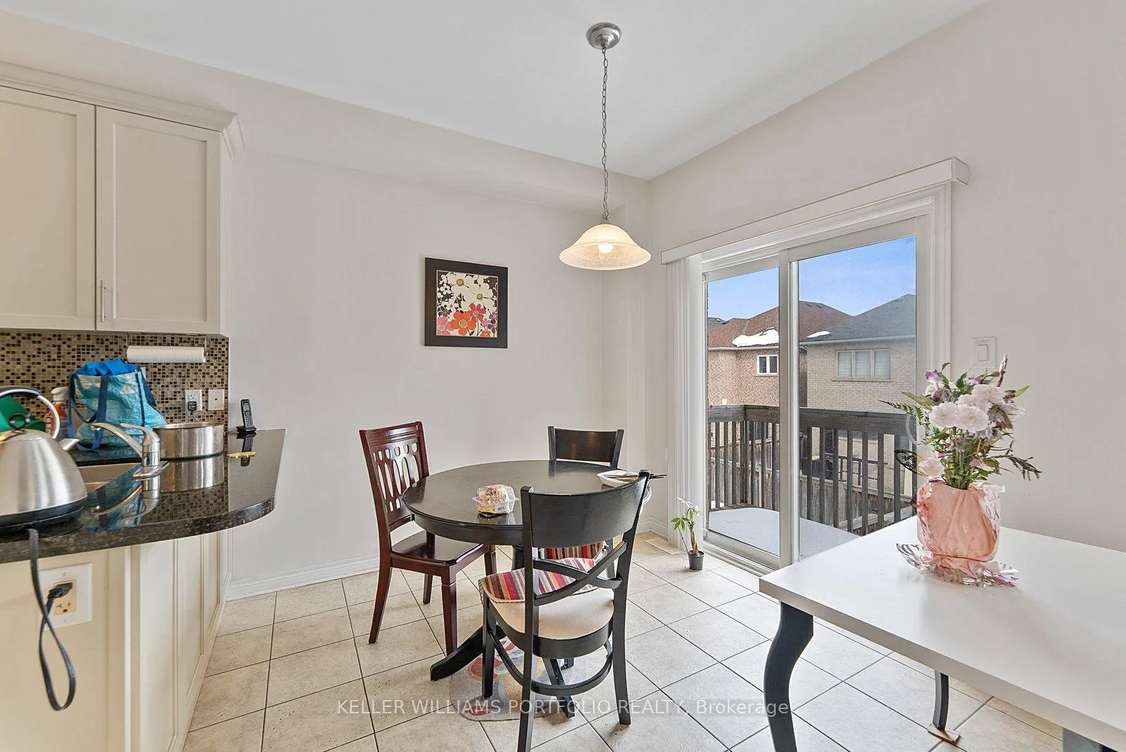 Photo 14 of 301 Oberfrick Avenue, Vaughan, Patterson — HOMEH