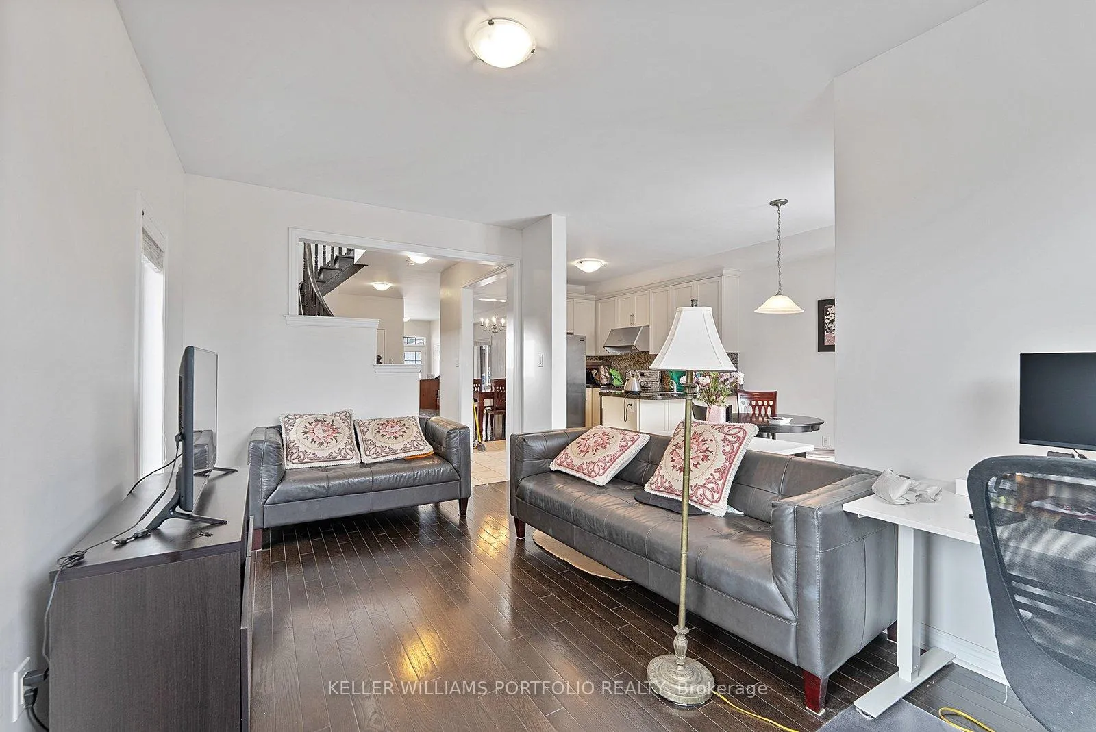 Photo 18 of 301 Oberfrick Avenue, Vaughan, Patterson — HOMEH