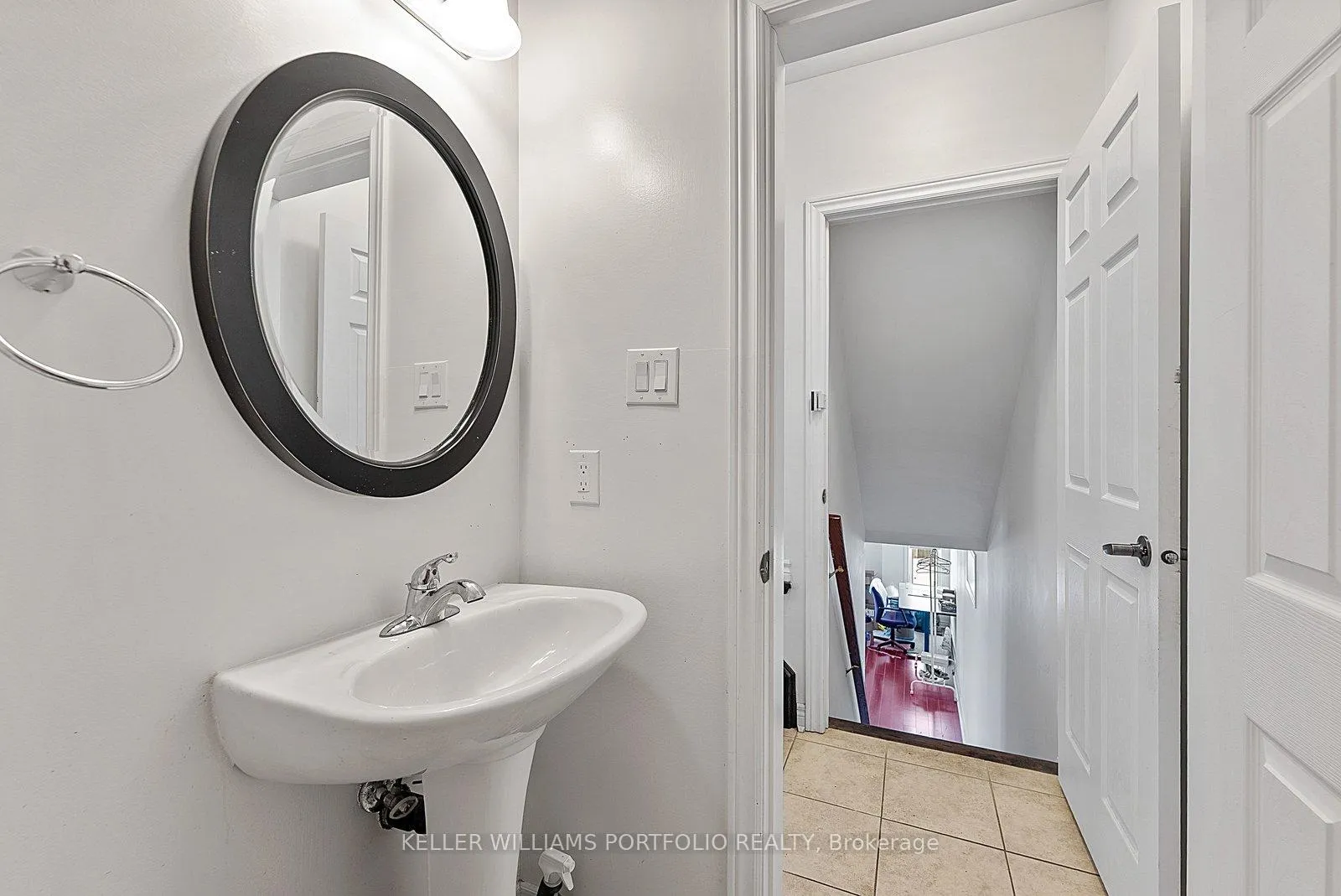 Photo 22 of 301 Oberfrick Avenue, Vaughan, Patterson — HOMEH