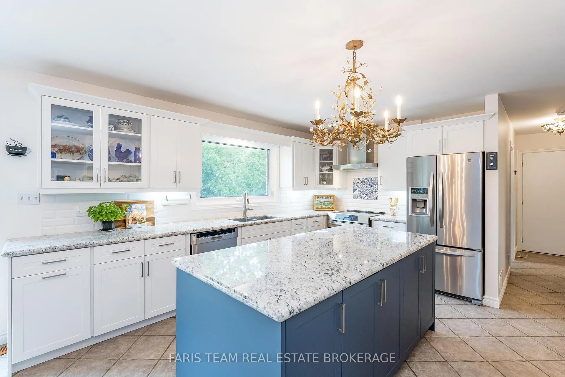 Photo 5 of 32 Cairns Boulevard, Springwater, Midhurst — HOMEH