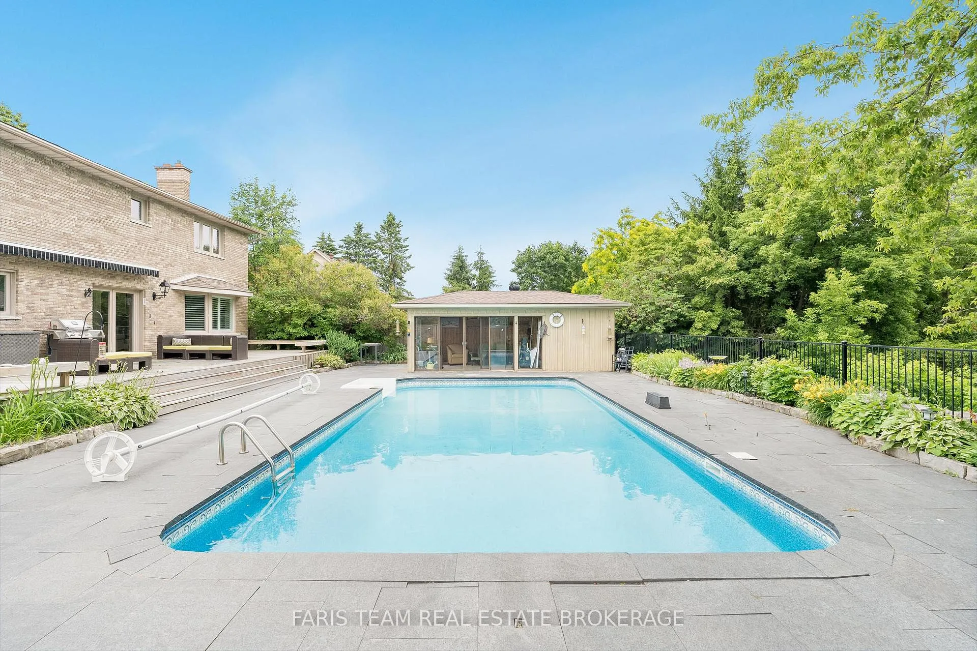 Photo 30 of 32 Cairns Boulevard, Springwater, Midhurst — HOMEH