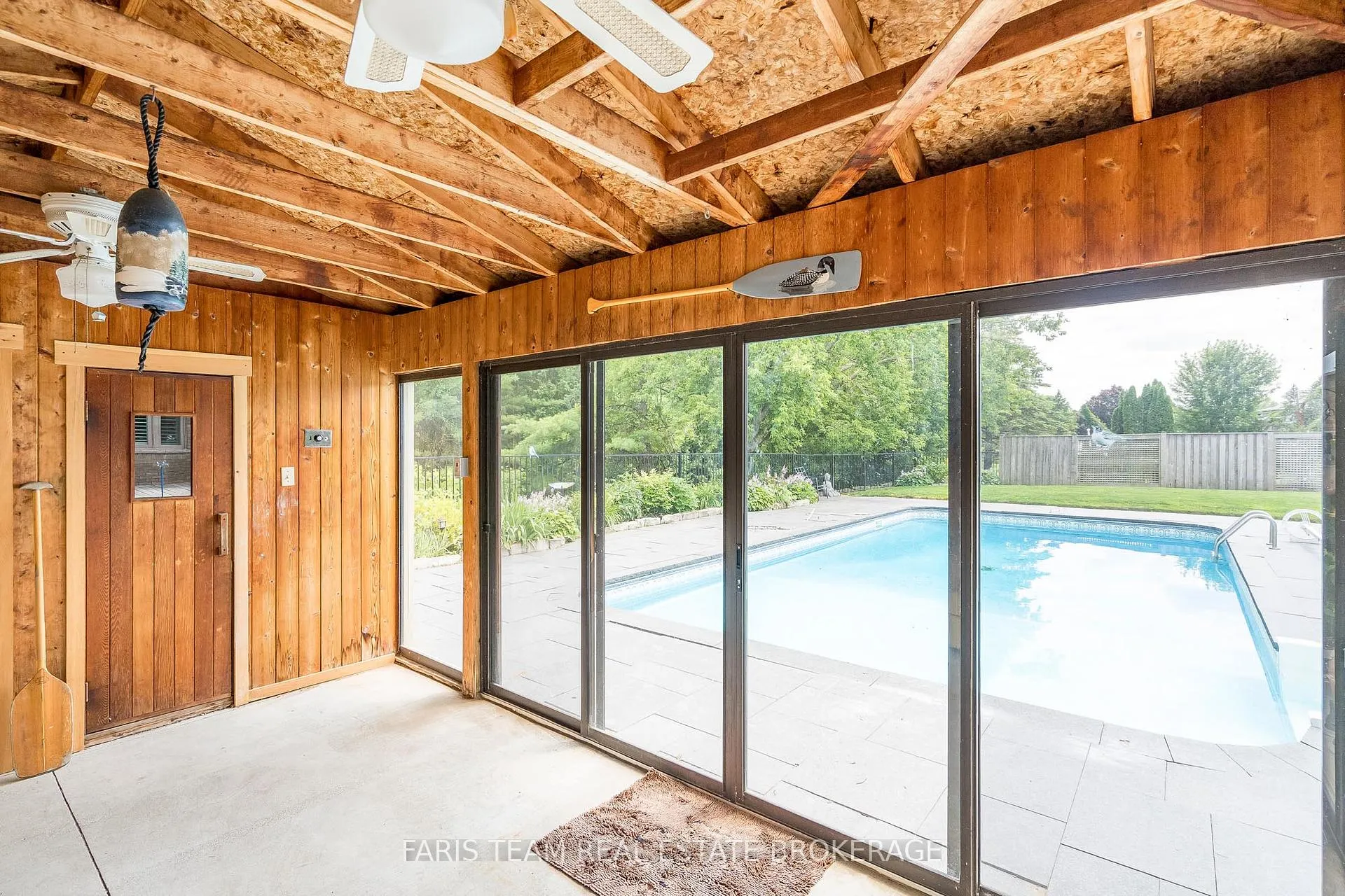 Photo 33 of 32 Cairns Boulevard, Springwater, Midhurst — HOMEH