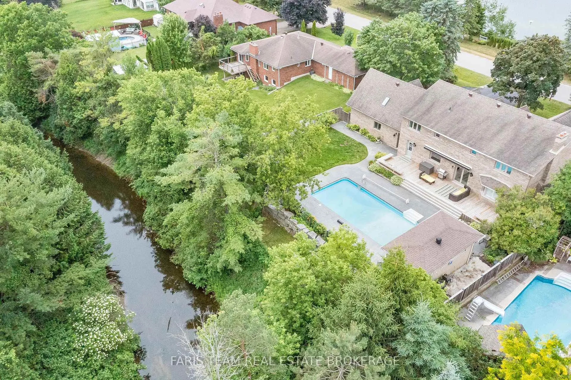 Photo 36 of 32 Cairns Boulevard, Springwater, Midhurst — HOMEH