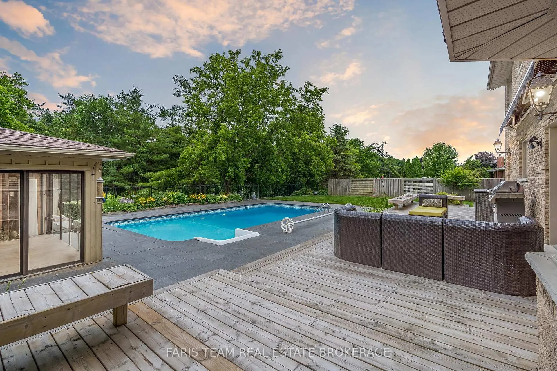 Photo 39 of 32 Cairns Boulevard, Springwater, Midhurst — HOMEH