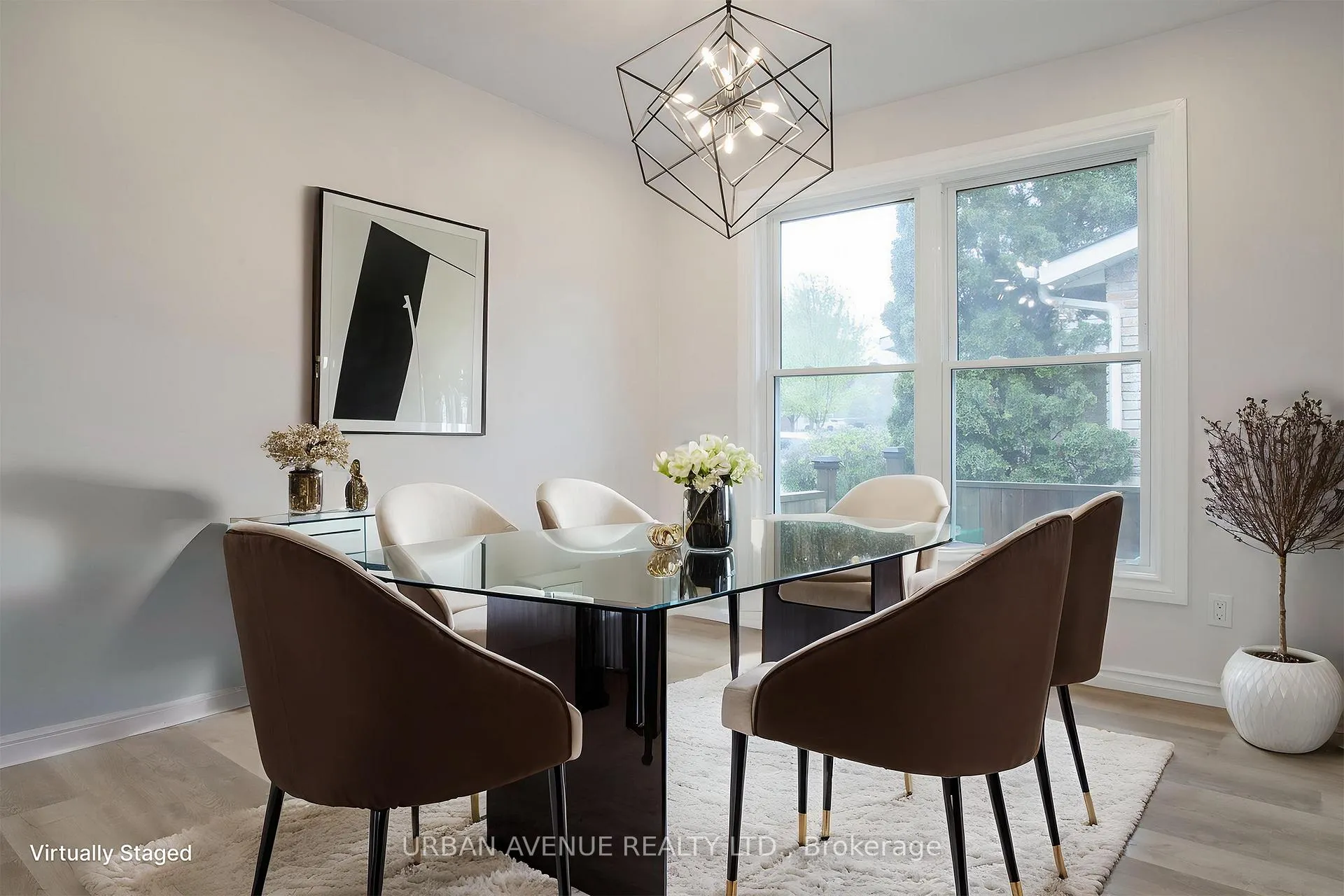 Photo 13 of 329 Cooper Court, Oshawa, McLaughlin — HOMEH