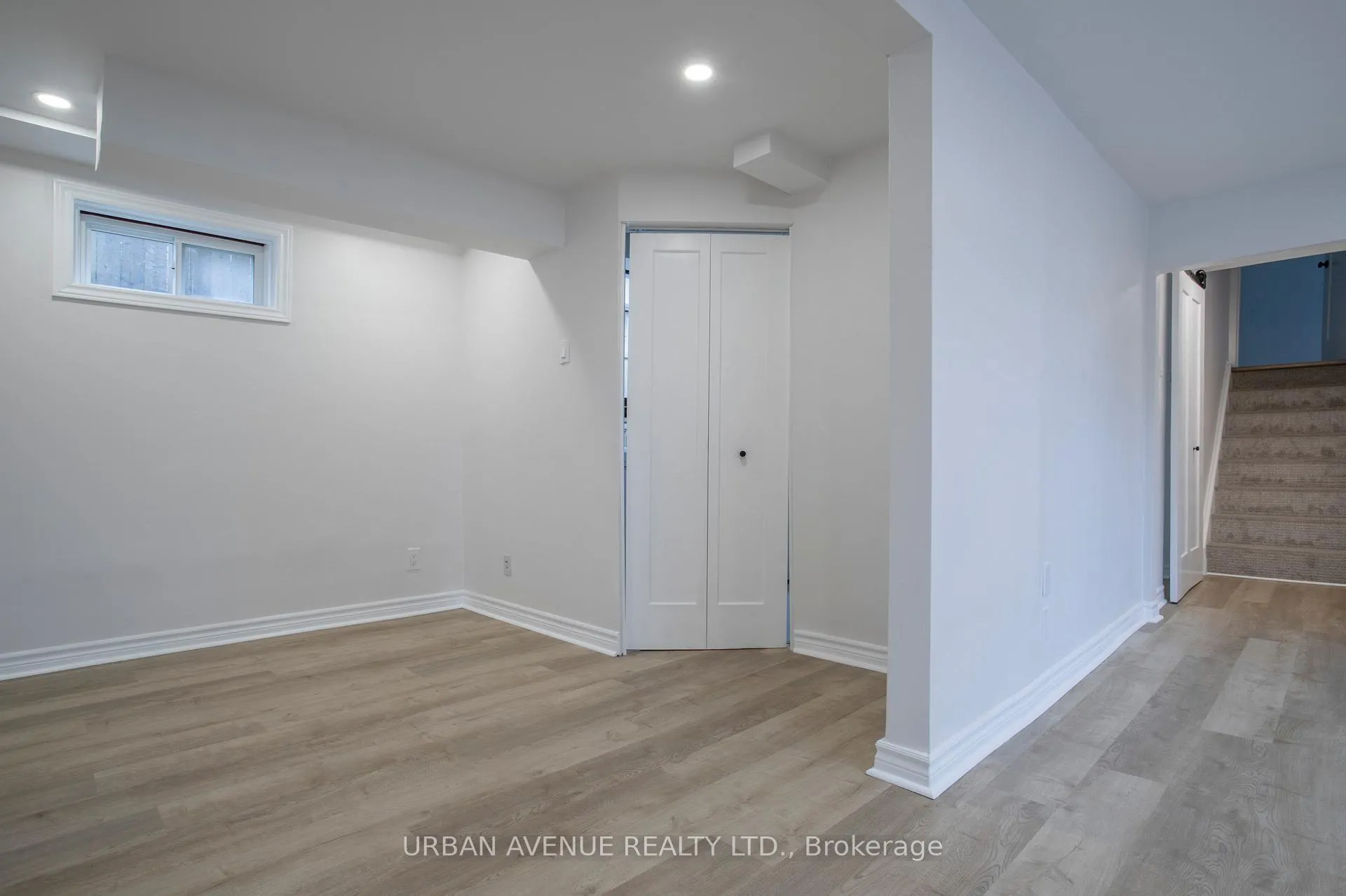 Photo 44 of 329 Cooper Court, Oshawa, McLaughlin — HOMEH
