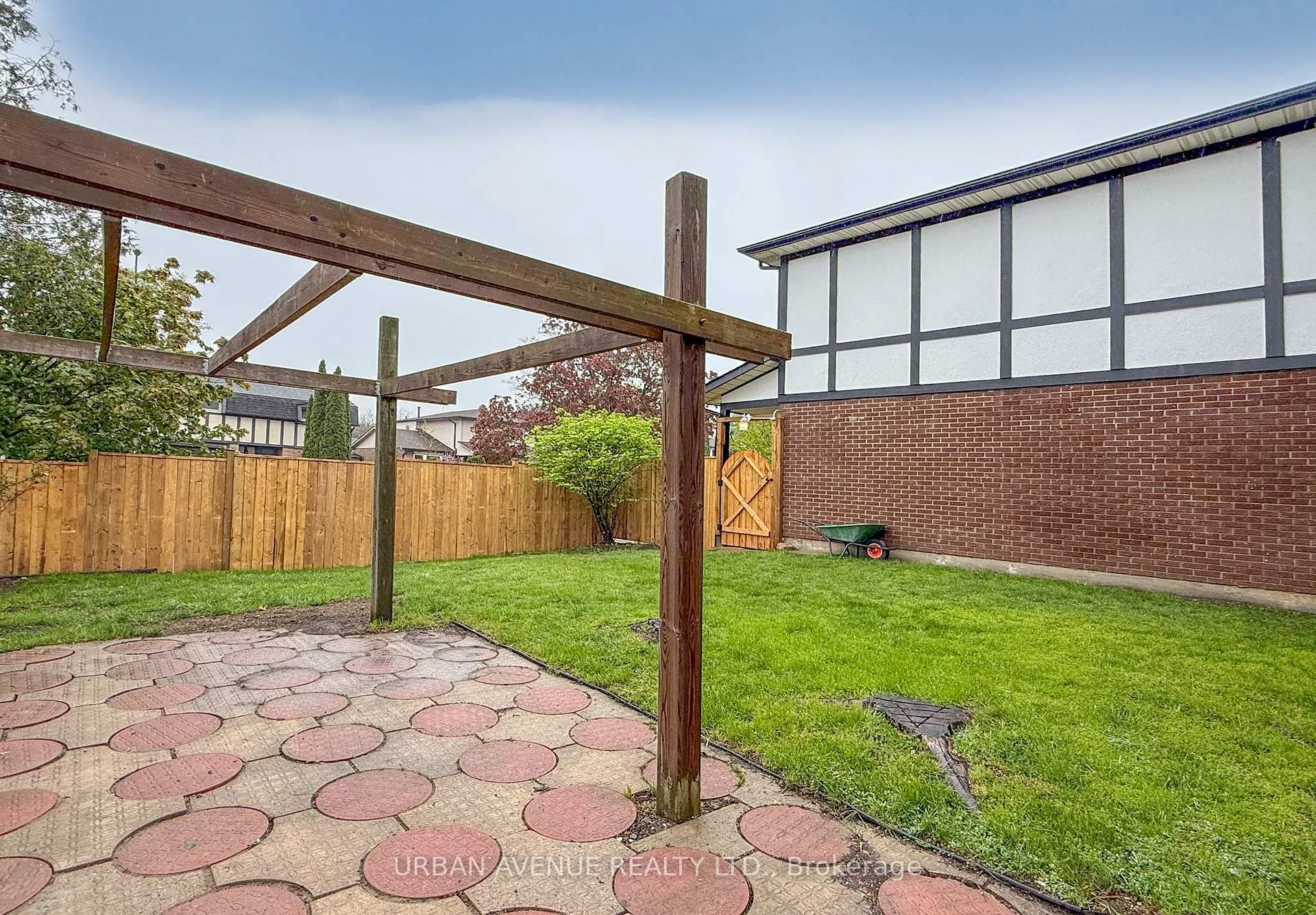 Photo 46 of 329 Cooper Court, Oshawa, McLaughlin — HOMEH