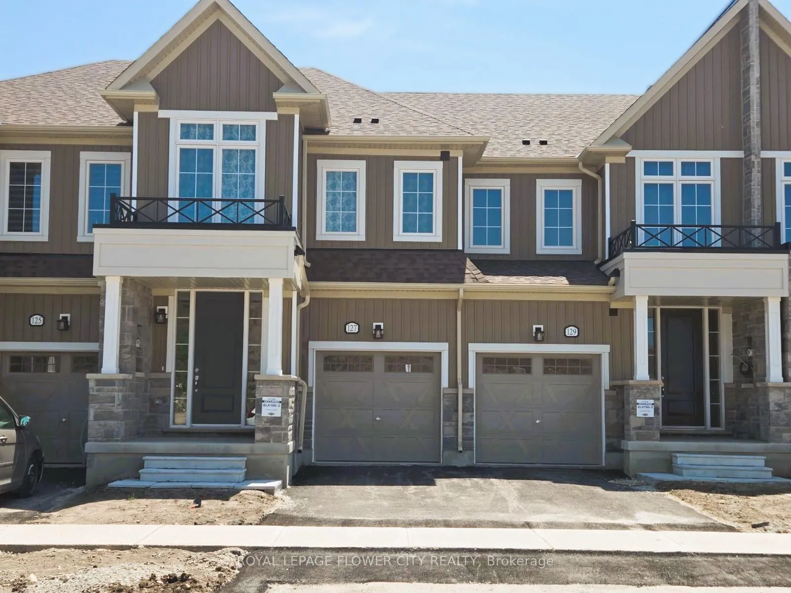 Photo 2 of 127 Gear Avenue, Erin — HOMEH