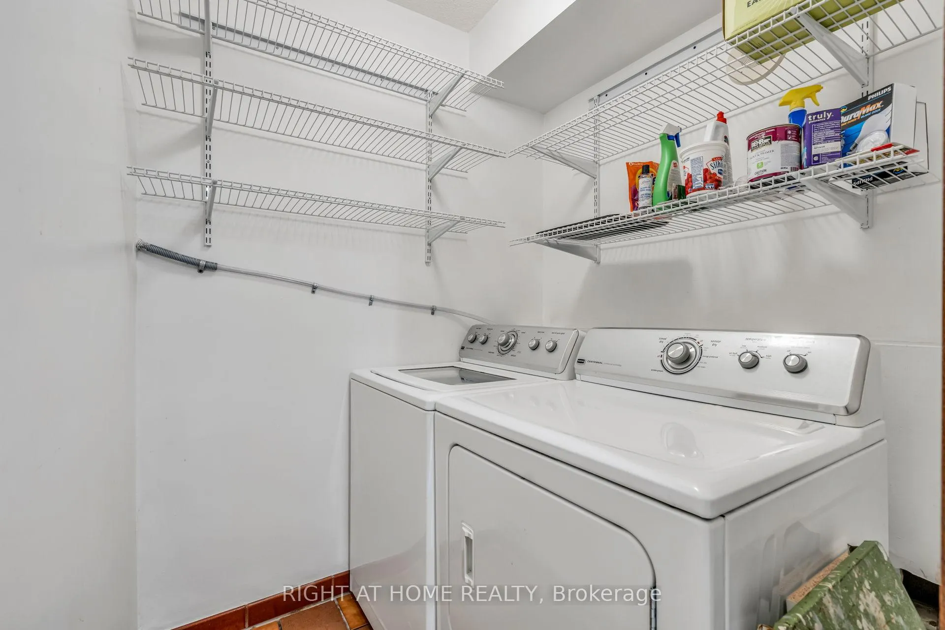 Photo 15 of Unit 304, 45 Southport Street, Toronto, High Park-Swansea — HOMEH