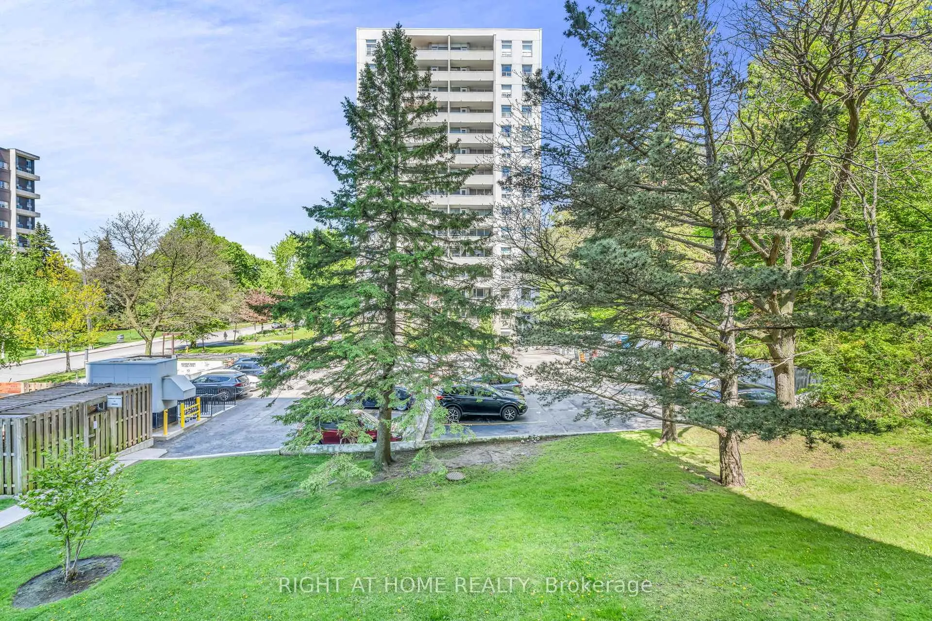 Photo 26 of Unit 304, 45 Southport Street, Toronto, High Park-Swansea — HOMEH