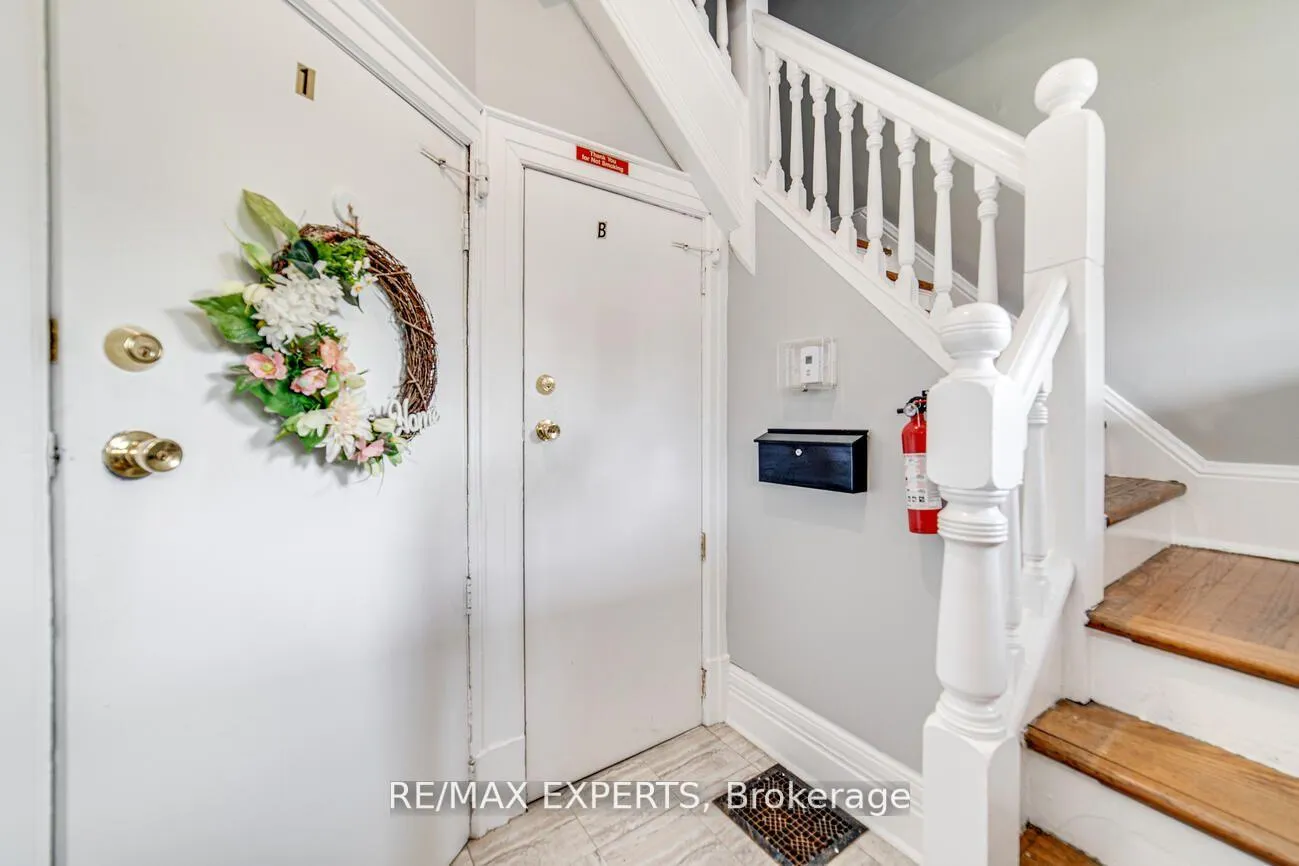 Photo 3 of Unit 1, 98 Elgin Street E, Oshawa, O'Neill — HOMEH