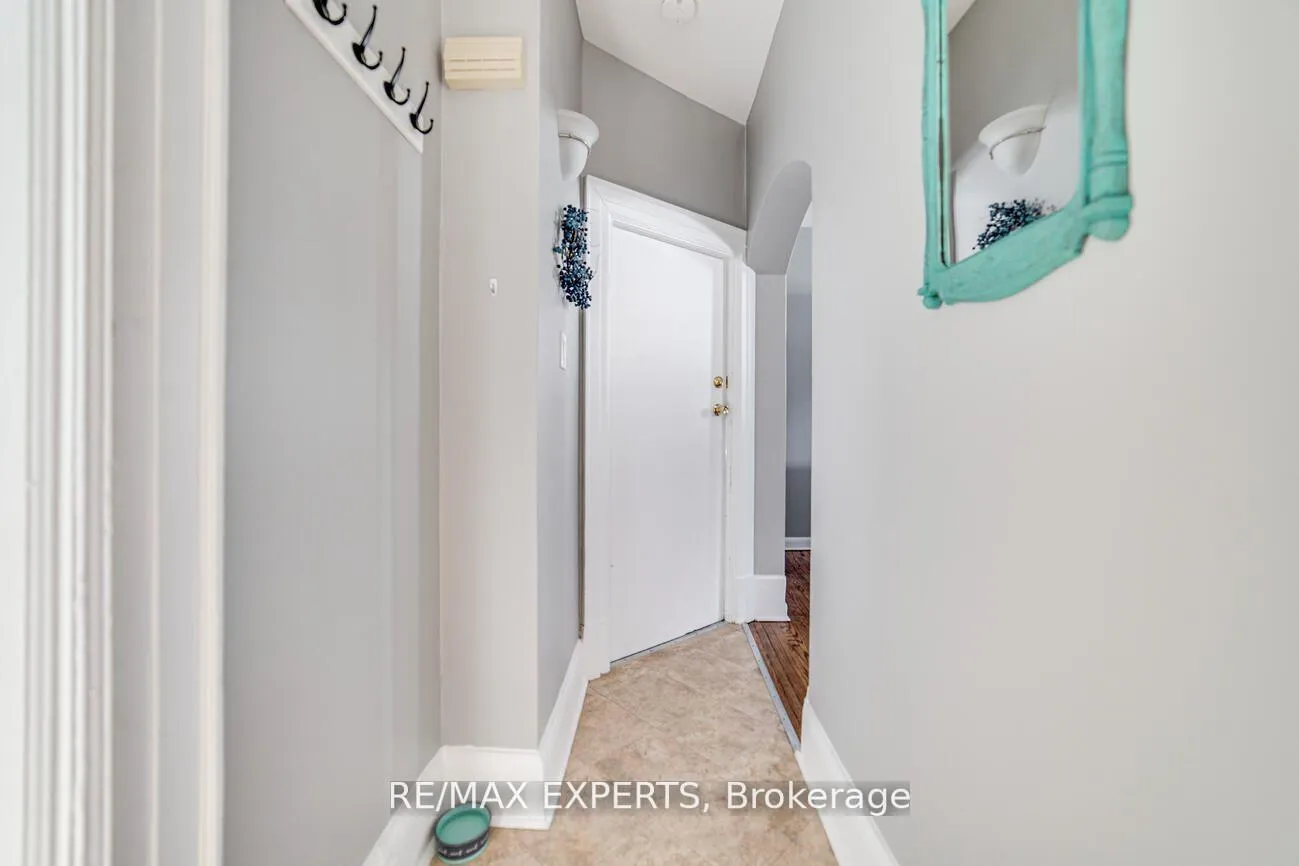 Photo 4 of Unit 1, 98 Elgin Street E, Oshawa, O'Neill — HOMEH