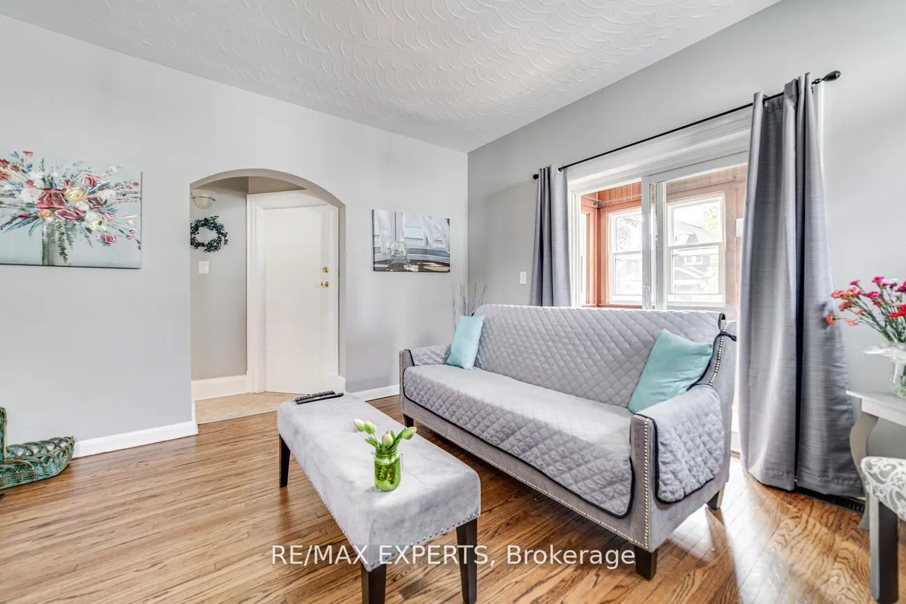Photo 7 of Unit 1, 98 Elgin Street E, Oshawa, O'Neill — HOMEH