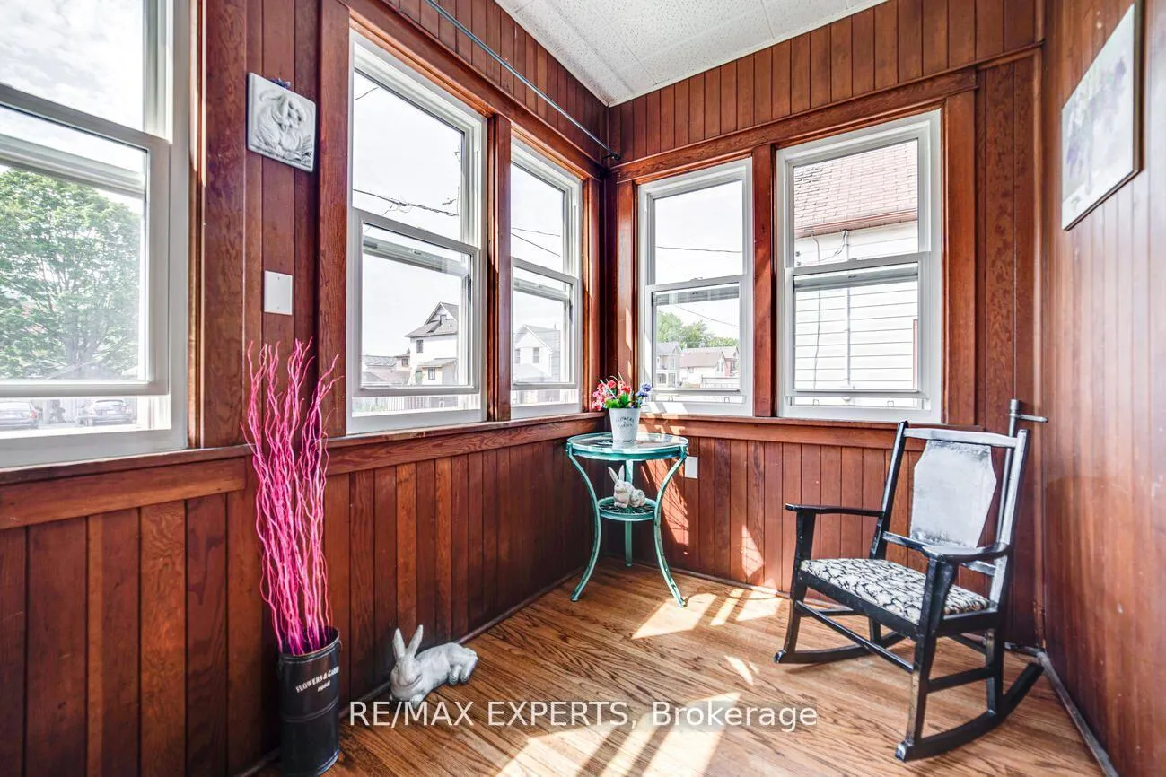 Photo 18 of Unit 1, 98 Elgin Street E, Oshawa, O'Neill — HOMEH