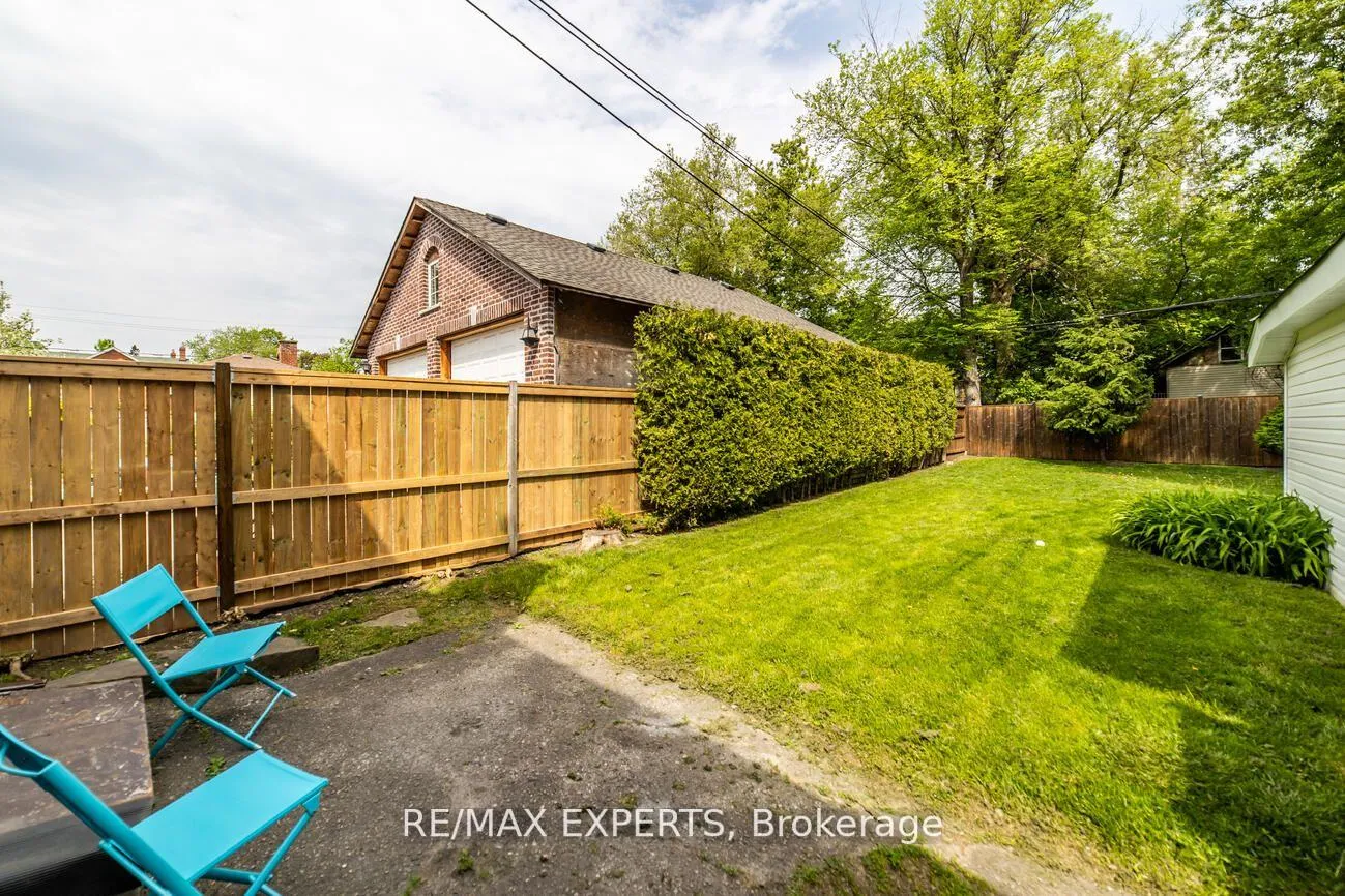 Photo 19 of Unit 1, 98 Elgin Street E, Oshawa, O'Neill — HOMEH