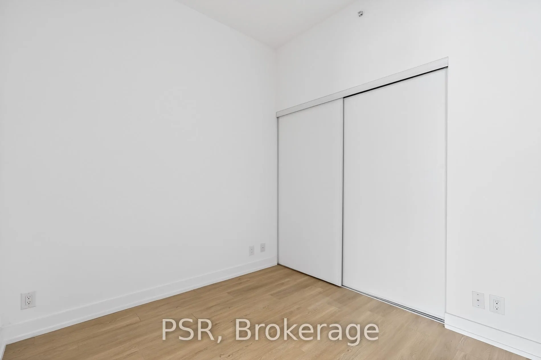 Photo 18 of Unit 509, 6 Parkwood Avenue, Toronto, Casa Loma — HOMEH