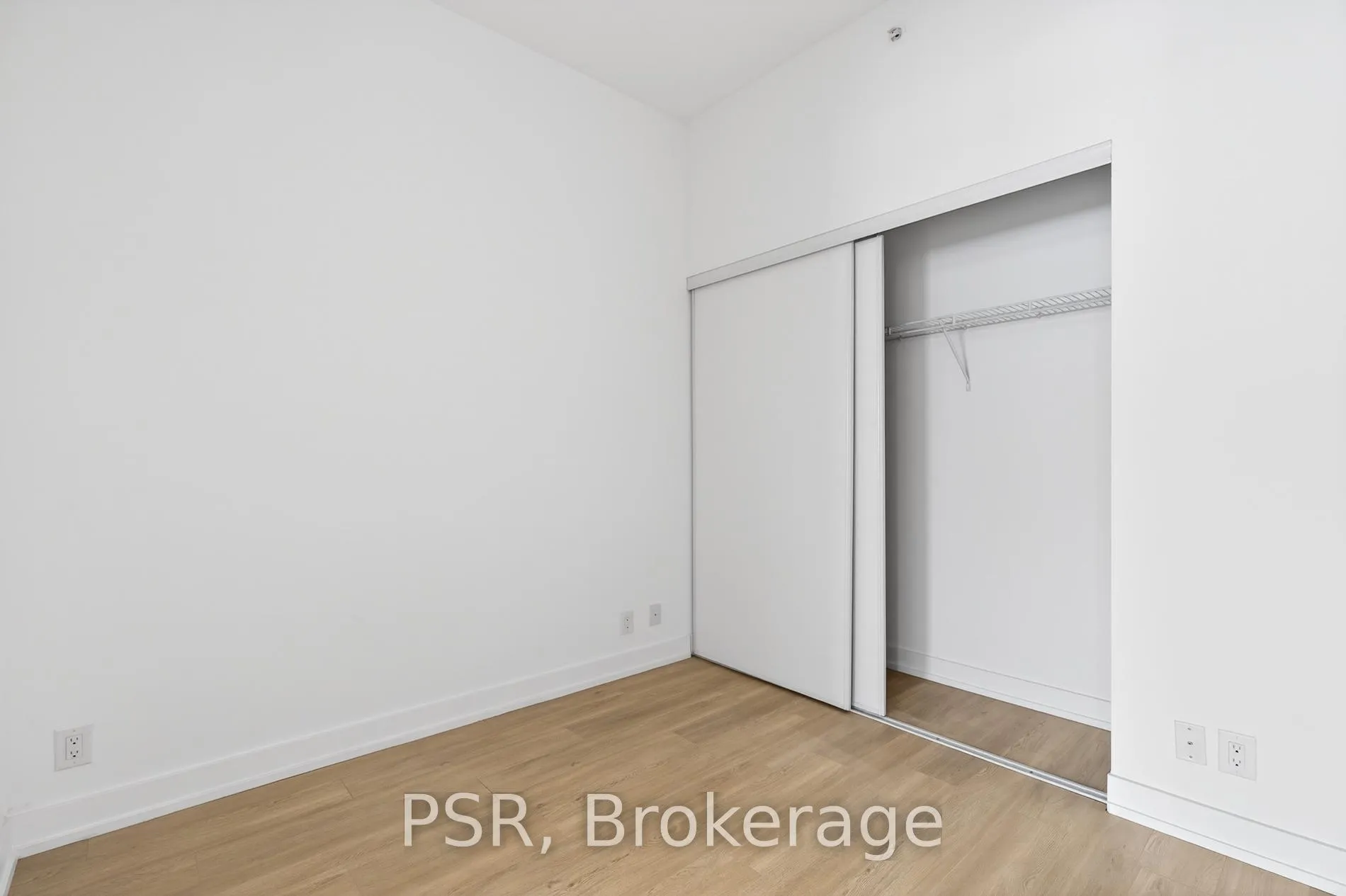 Photo 19 of Unit 509, 6 Parkwood Avenue, Toronto, Casa Loma — HOMEH