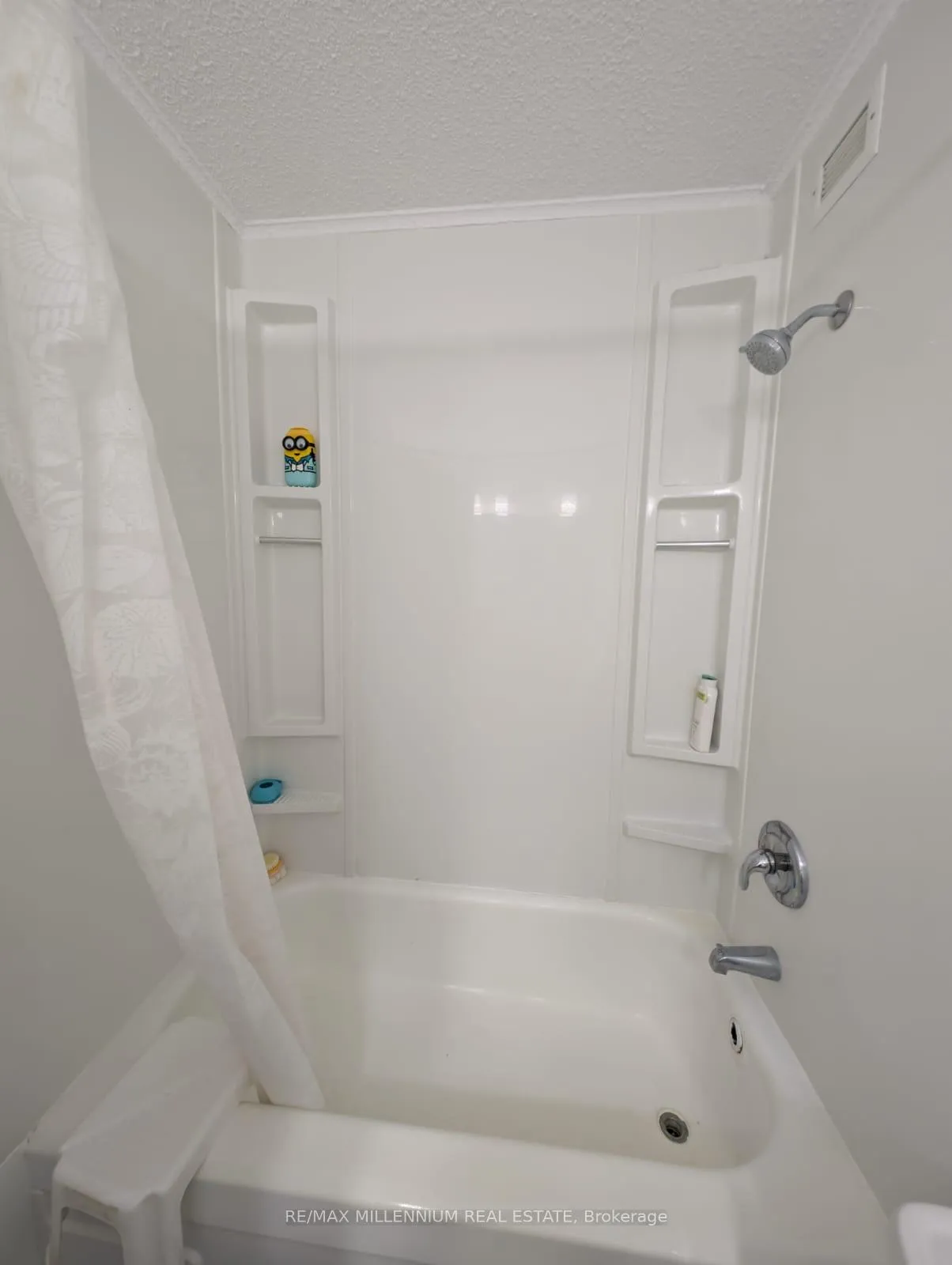 Photo 8 of Unit 9, 30 Green Valley Drive, Kitchener, Pioneer Park — HOMEH