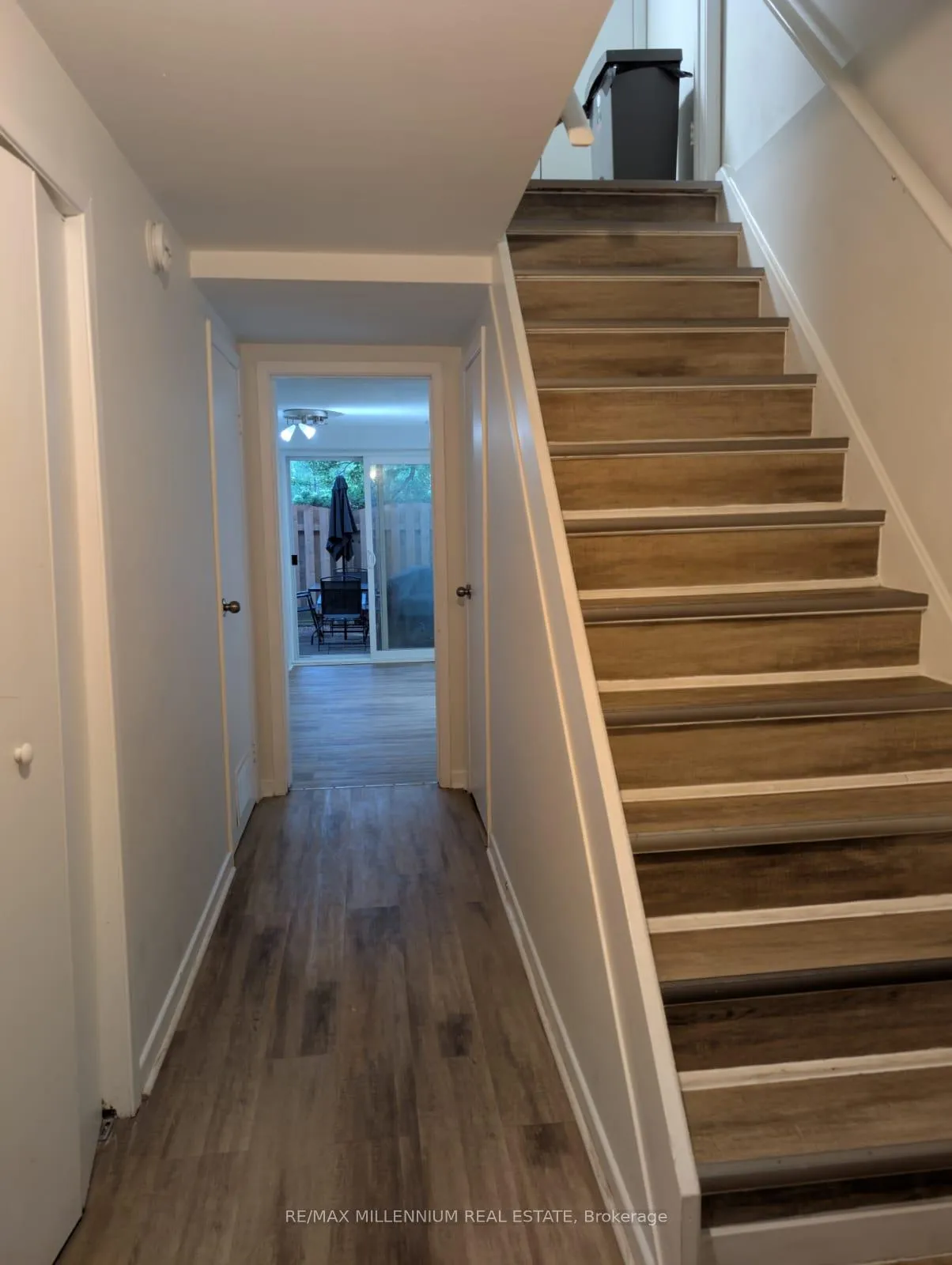 Photo 12 of Unit 9, 30 Green Valley Drive, Kitchener, Pioneer Park — HOMEH