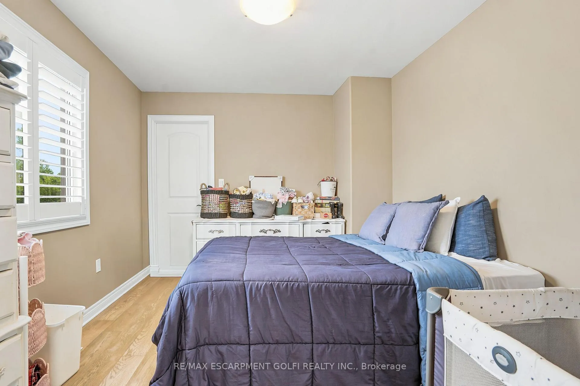 Photo 20 of 334 Viger Drive W, Welland, Lincoln/Crowland — HOMEH