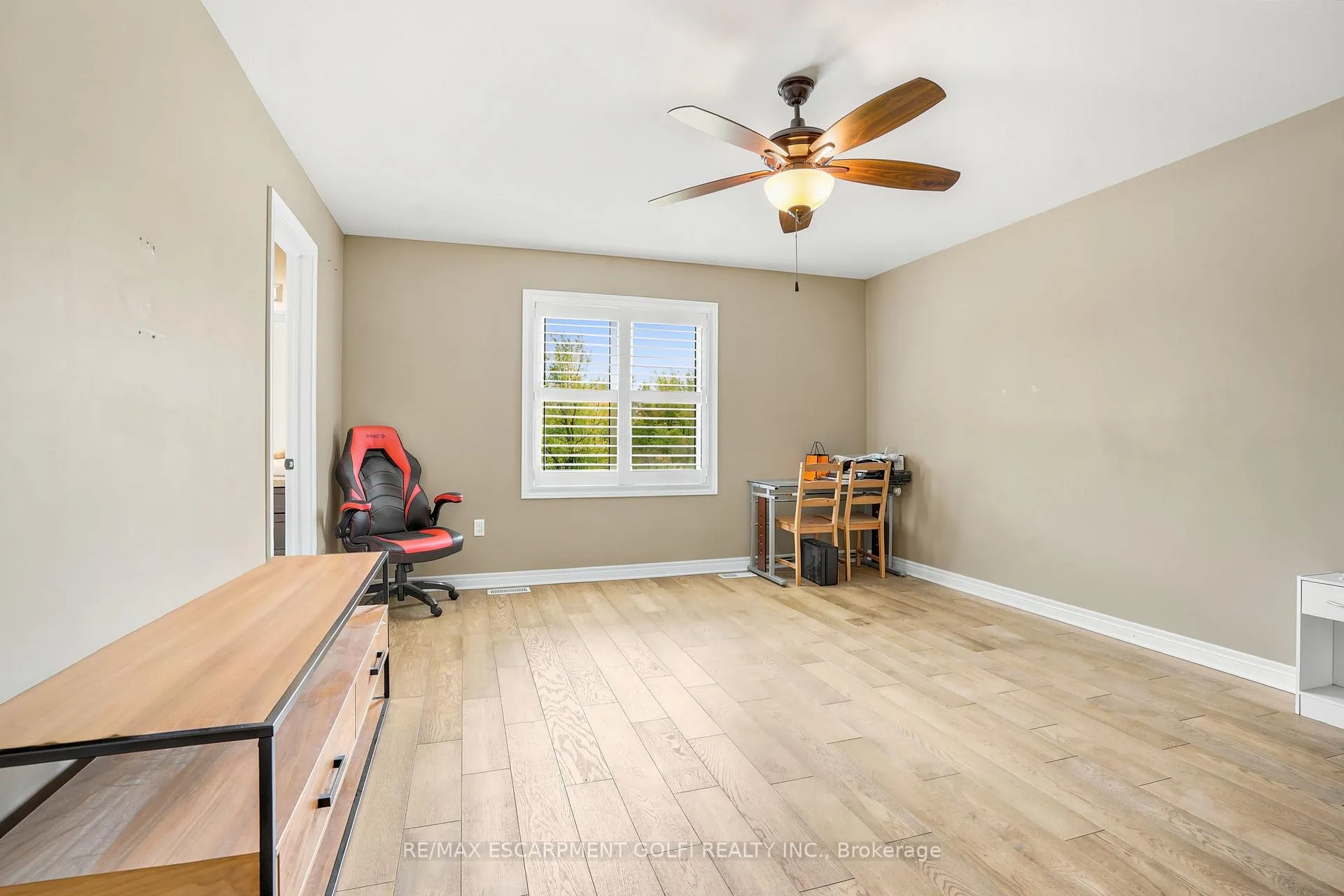Photo 24 of 334 Viger Drive W, Welland, Lincoln/Crowland — HOMEH
