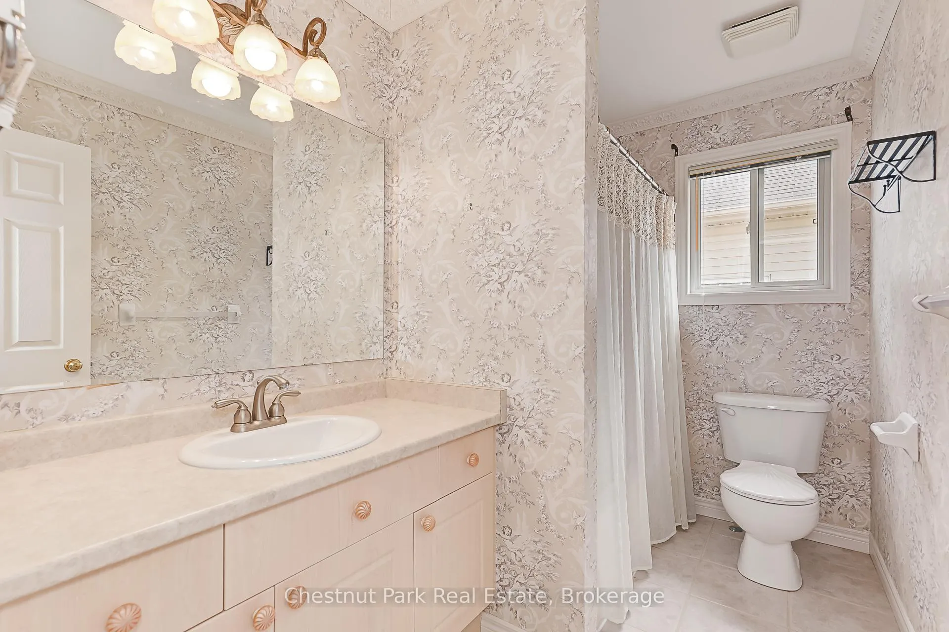Photo 31 of 6 Alyssa Drive, Collingwood — HOMEH