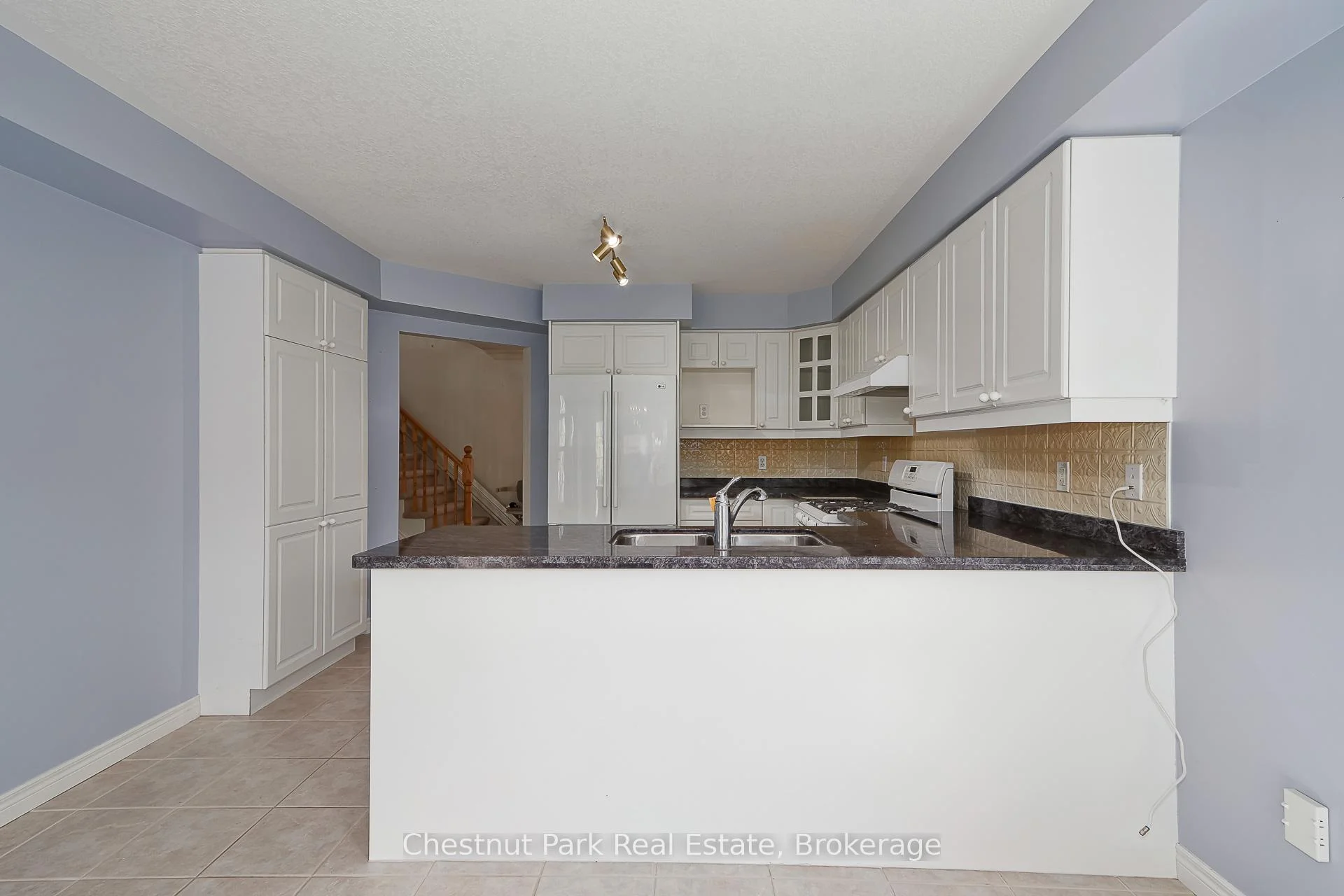 Photo 12 of 6 Alyssa Drive, Collingwood — HOMEH